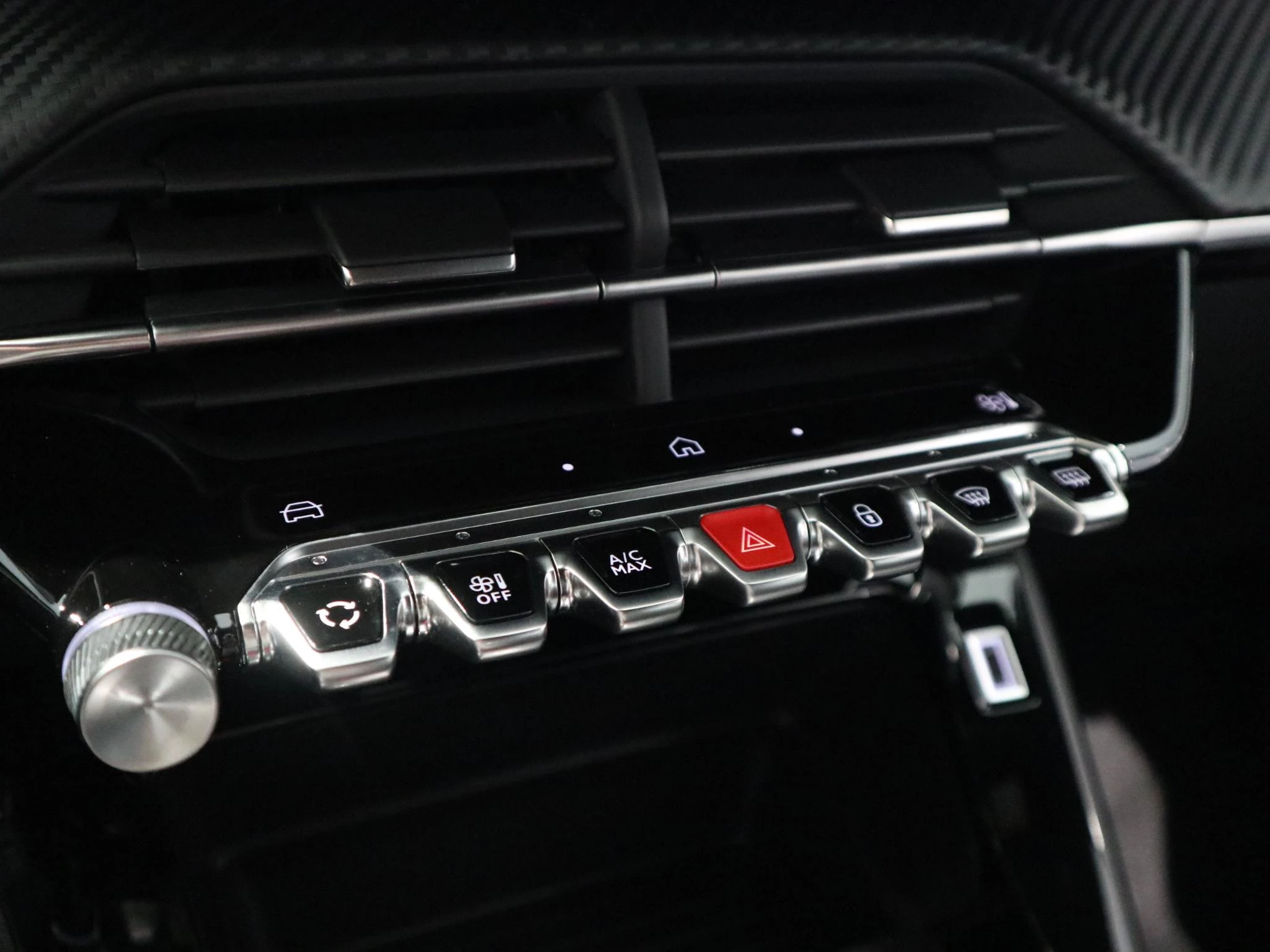 Peugeot-2008-image-18