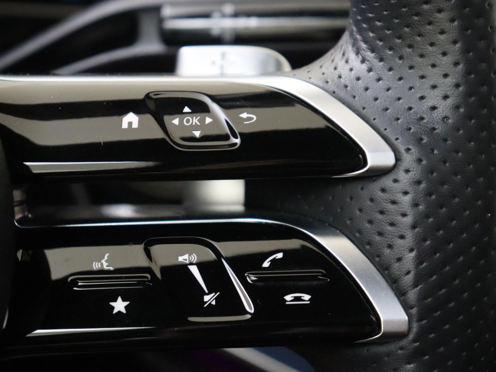 Mercedes-Benz-E-Klasse-image-15