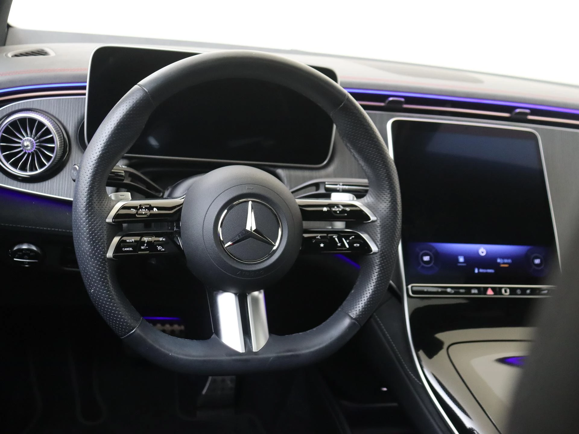 Mercedes-Benz EQE 350 AMG Line 89 kWh