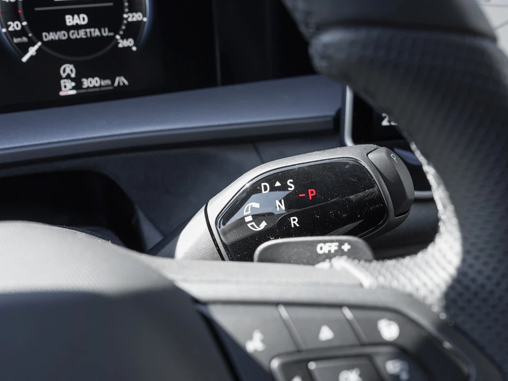 Volkswagen Tayron R-Line 2,0 l TDI SCR 4MOTION 142 kW (193 PS) 7-Gang-Doppelkupplungsgetriebe DSG