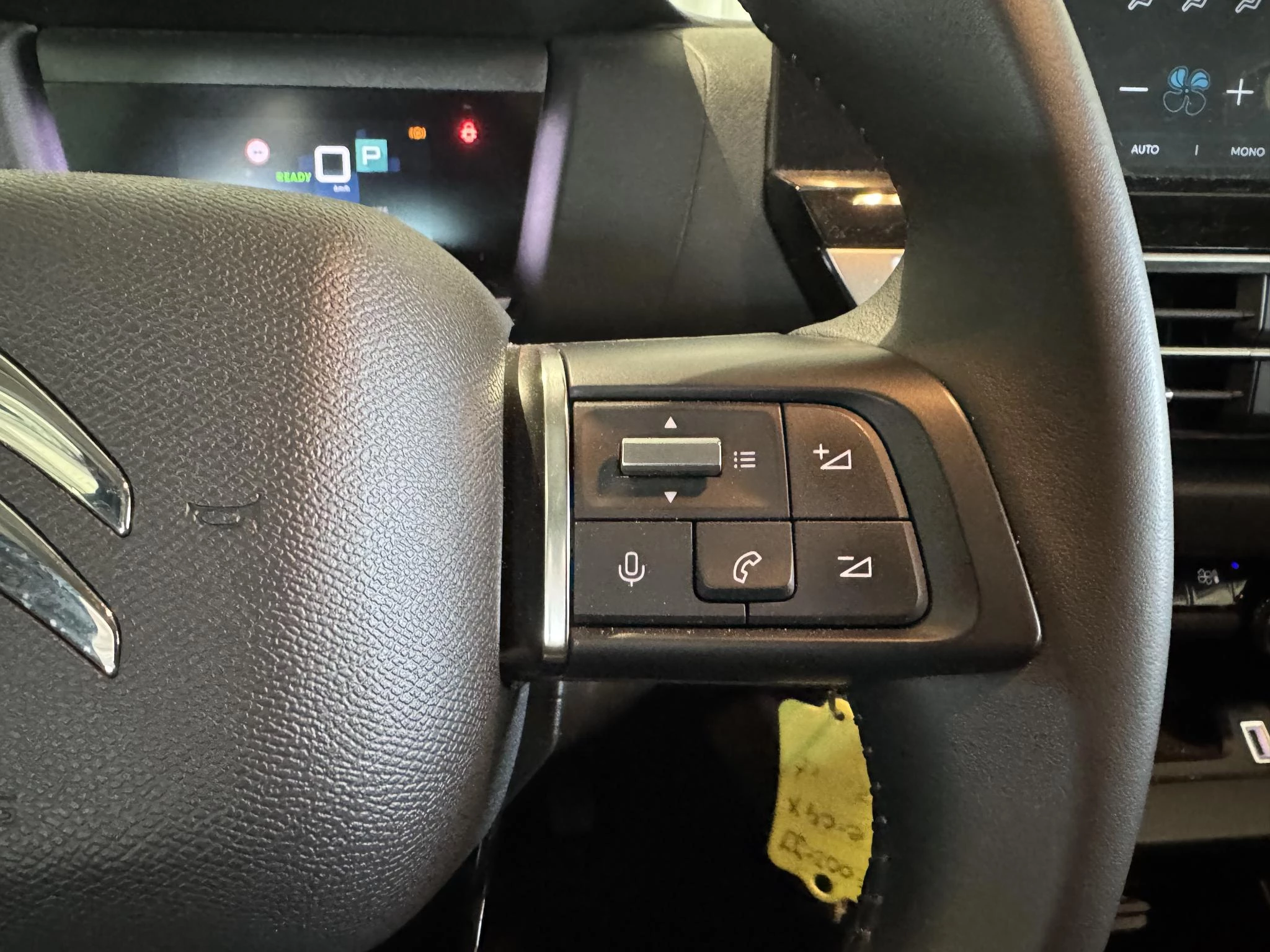 Citroën-ë-C4 X-image-12