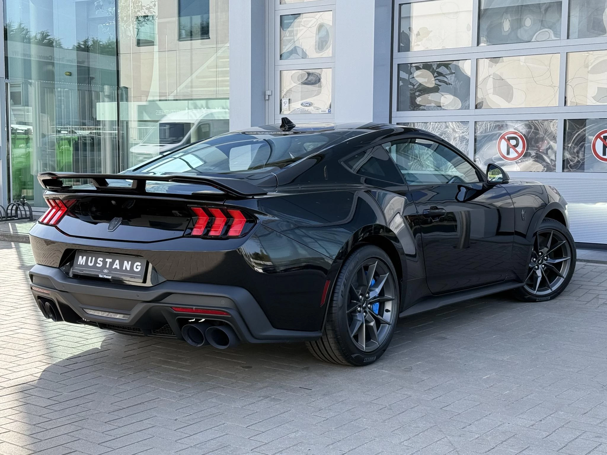 Ford-Mustang-image-6