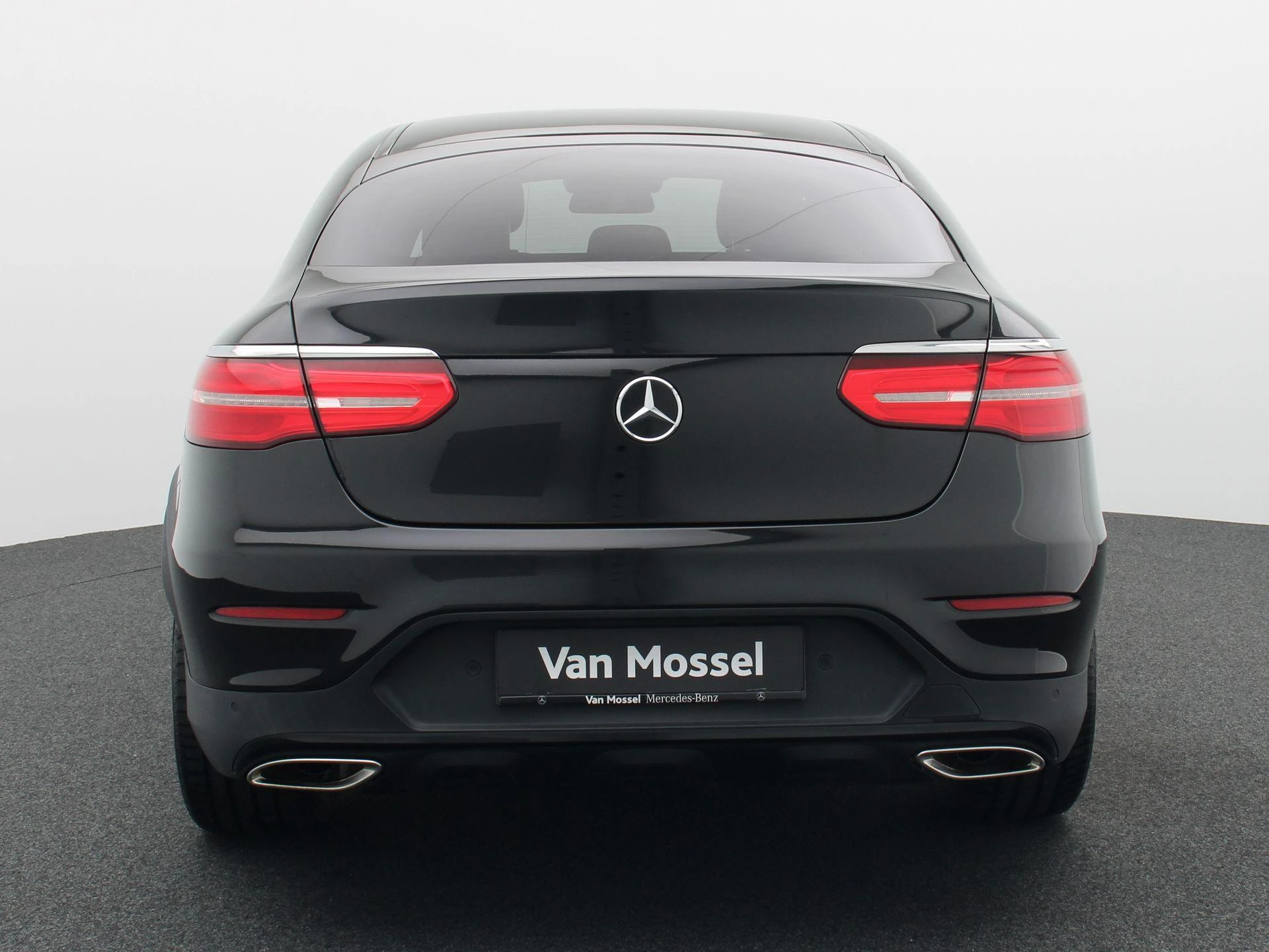 Mercedes-Benz-GLC-image-4