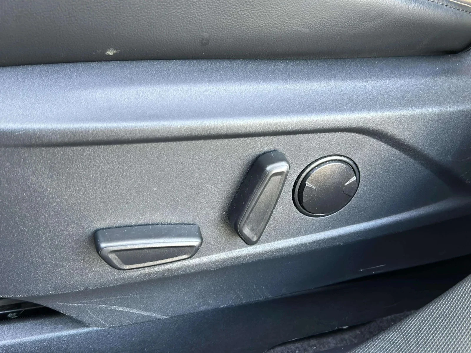 Ford-Mustang Mach-E-image-10