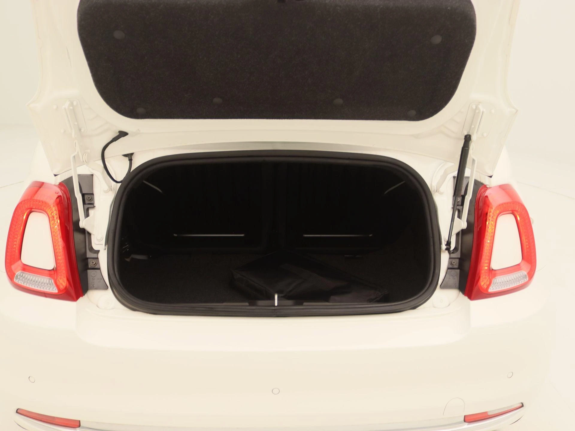 Fiat-500C-image-13
