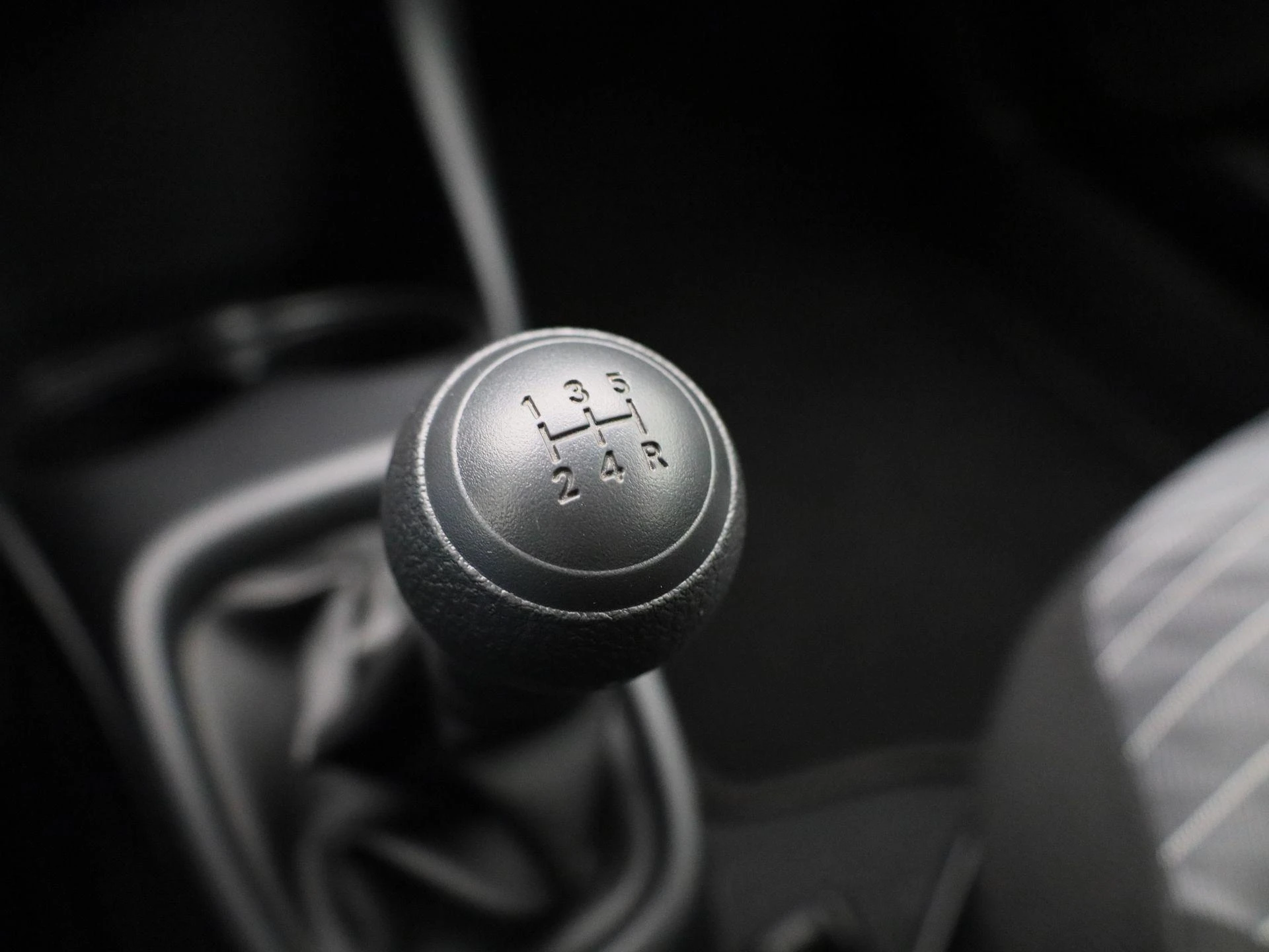 Peugeot-108-image-21