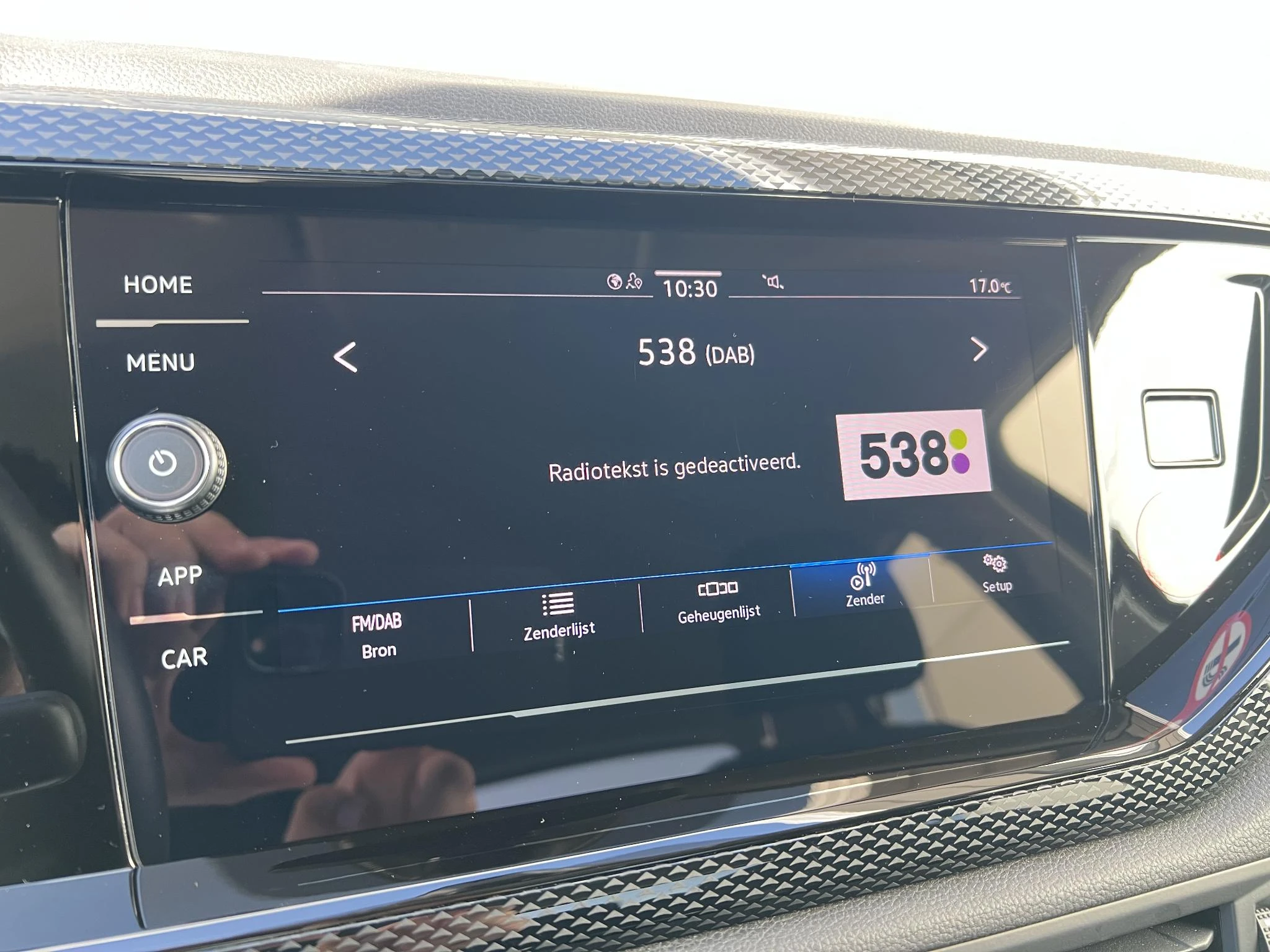 Volkswagen-Polo-image-11