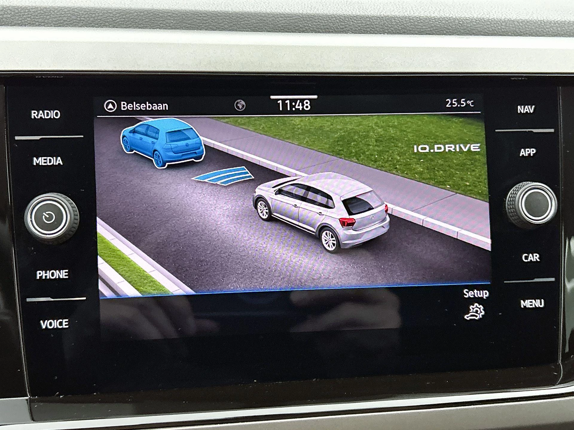 Volkswagen-Polo-image-10