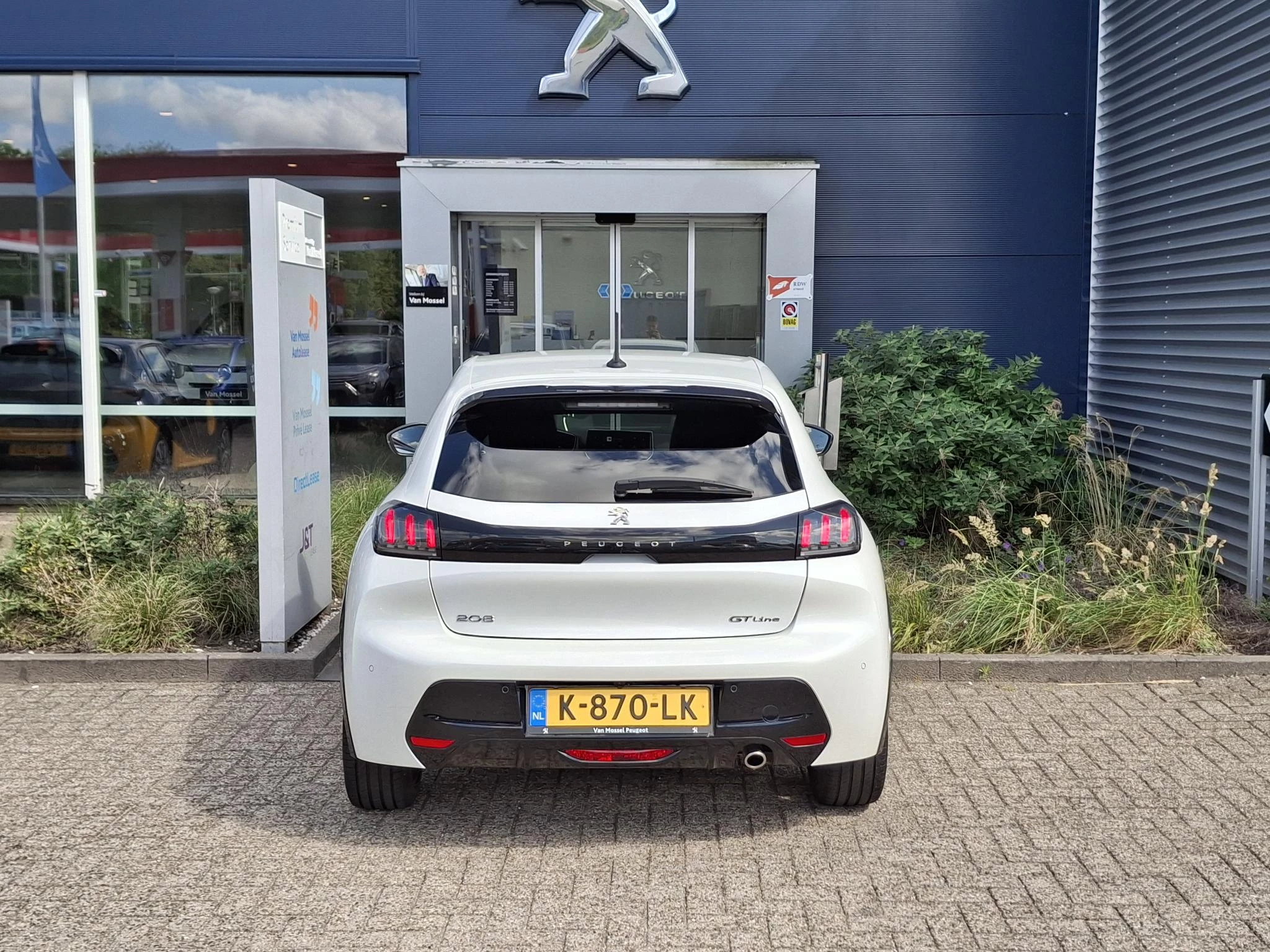 Peugeot-208-image-4