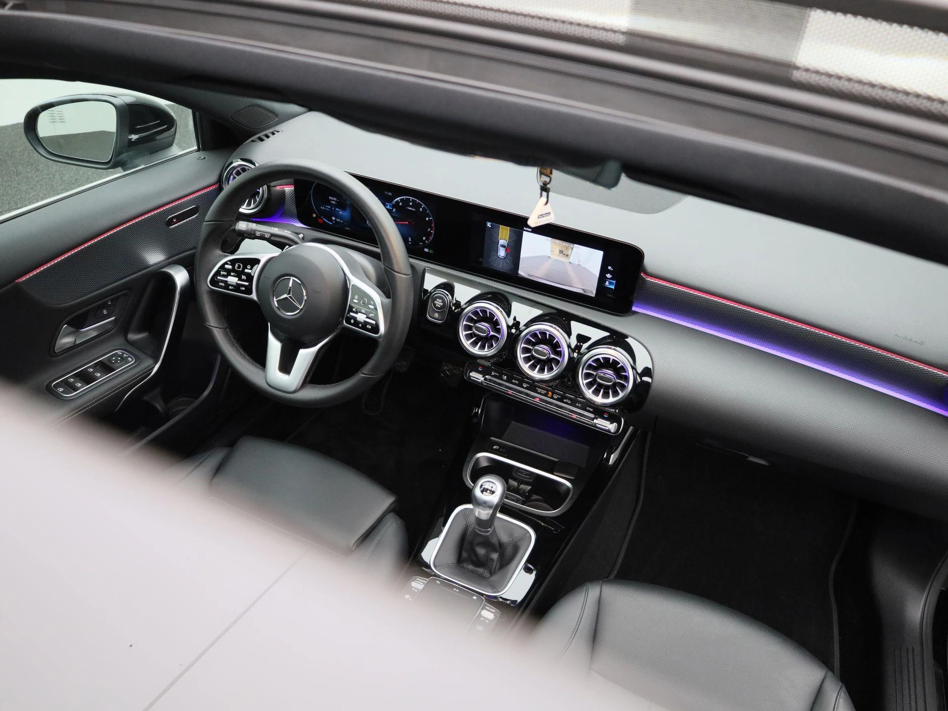 Mercedes-Benz-A-Klasse-image-33