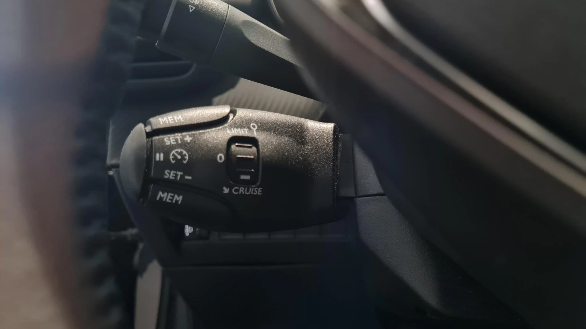 Peugeot-208-image-17