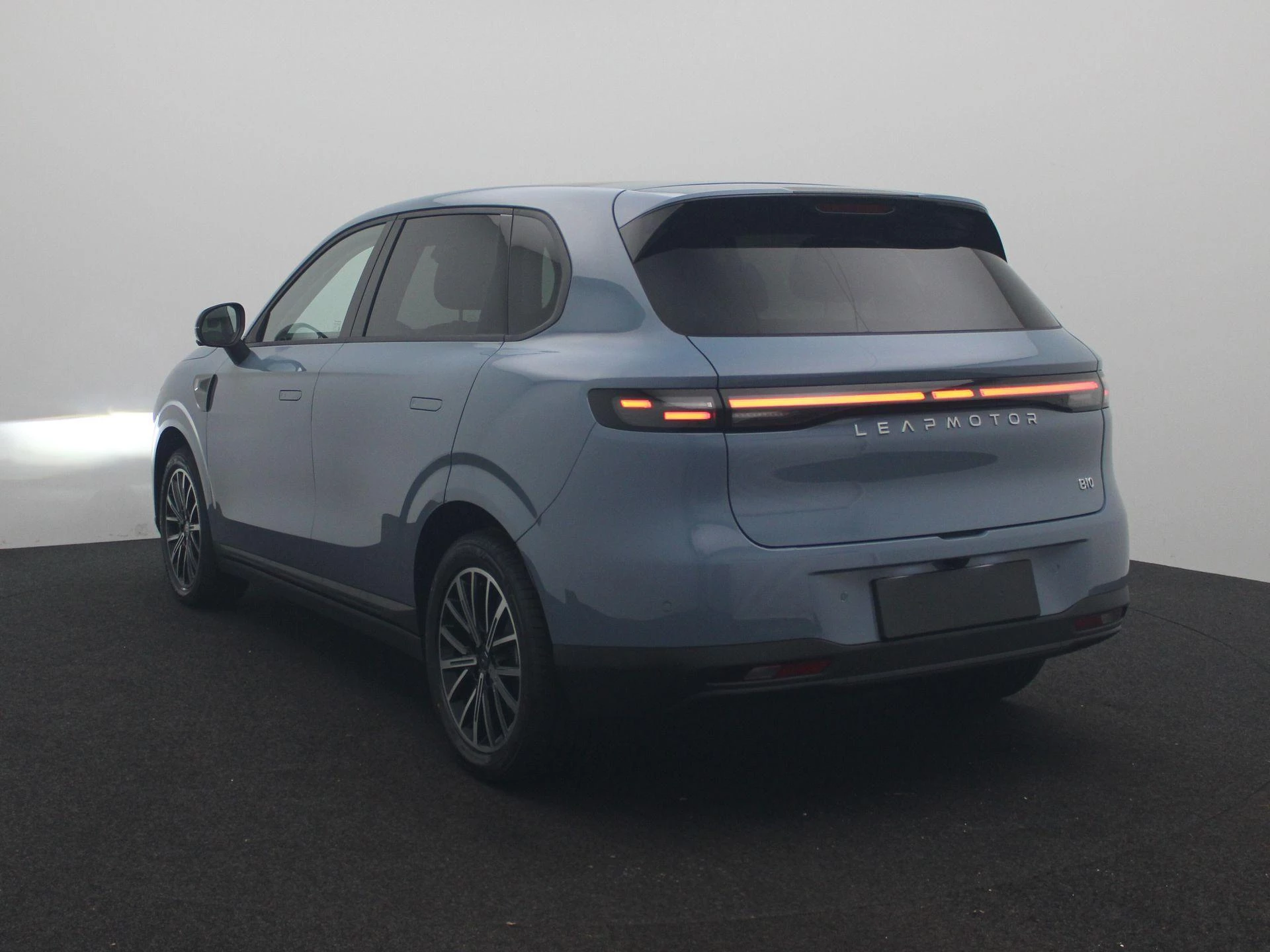 Leapmotor B10 Design ProMax 67.1 kWh
