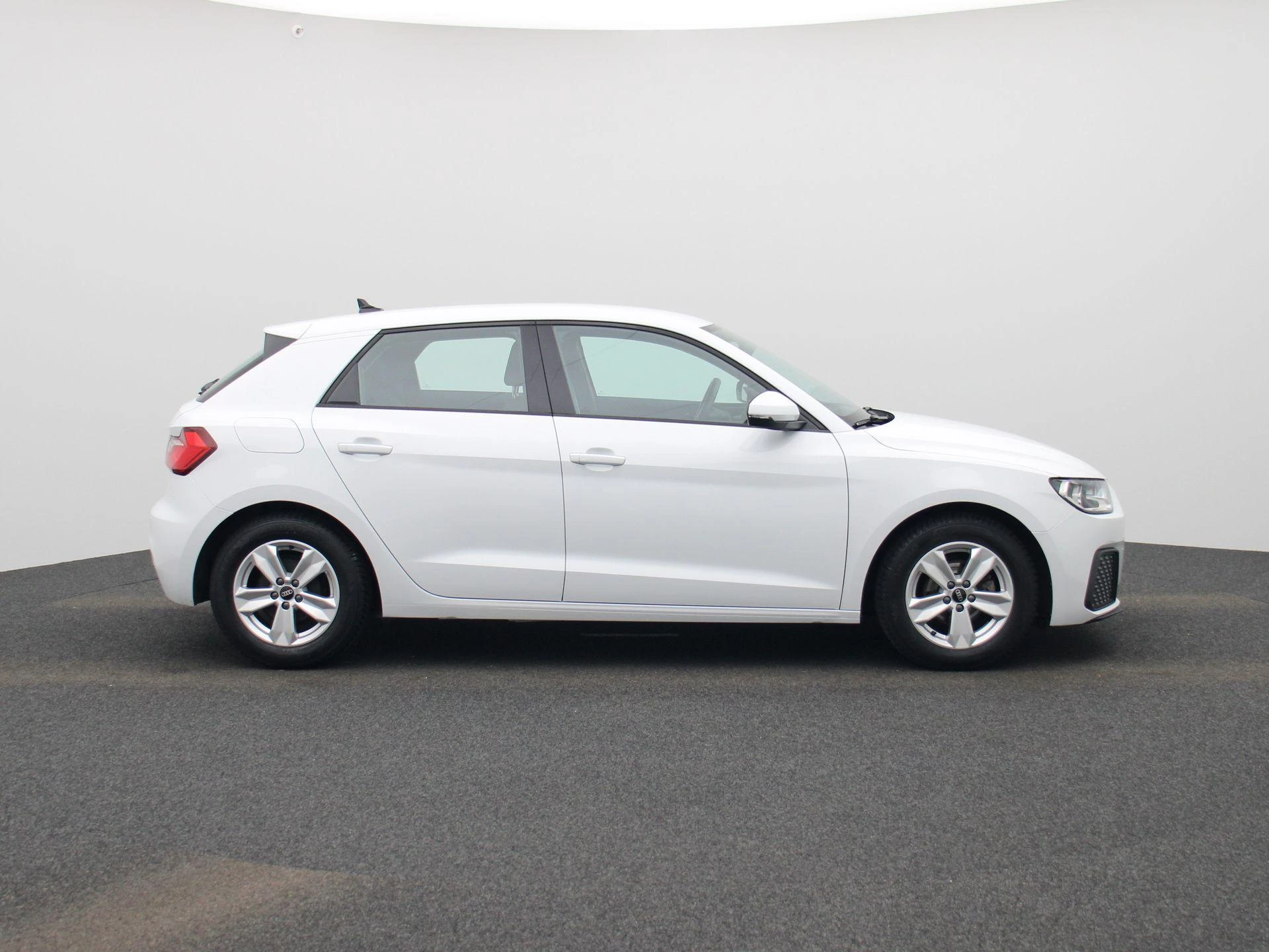 Audi-A1 Sportback-image-5