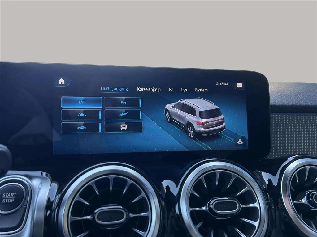 Mercedes-Benz-EQB-image-16