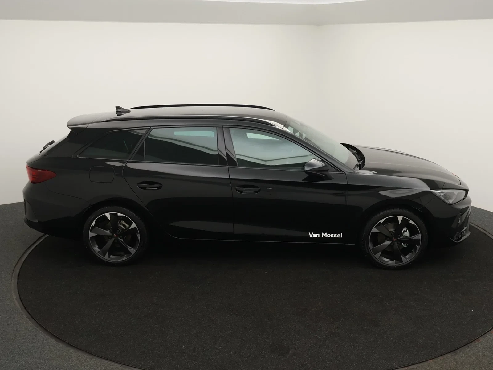 CUPRA Leon Sportstourer ST Leon Break Impulse 1.5 eTSI 150pk *AUTOMAAT* DEMO