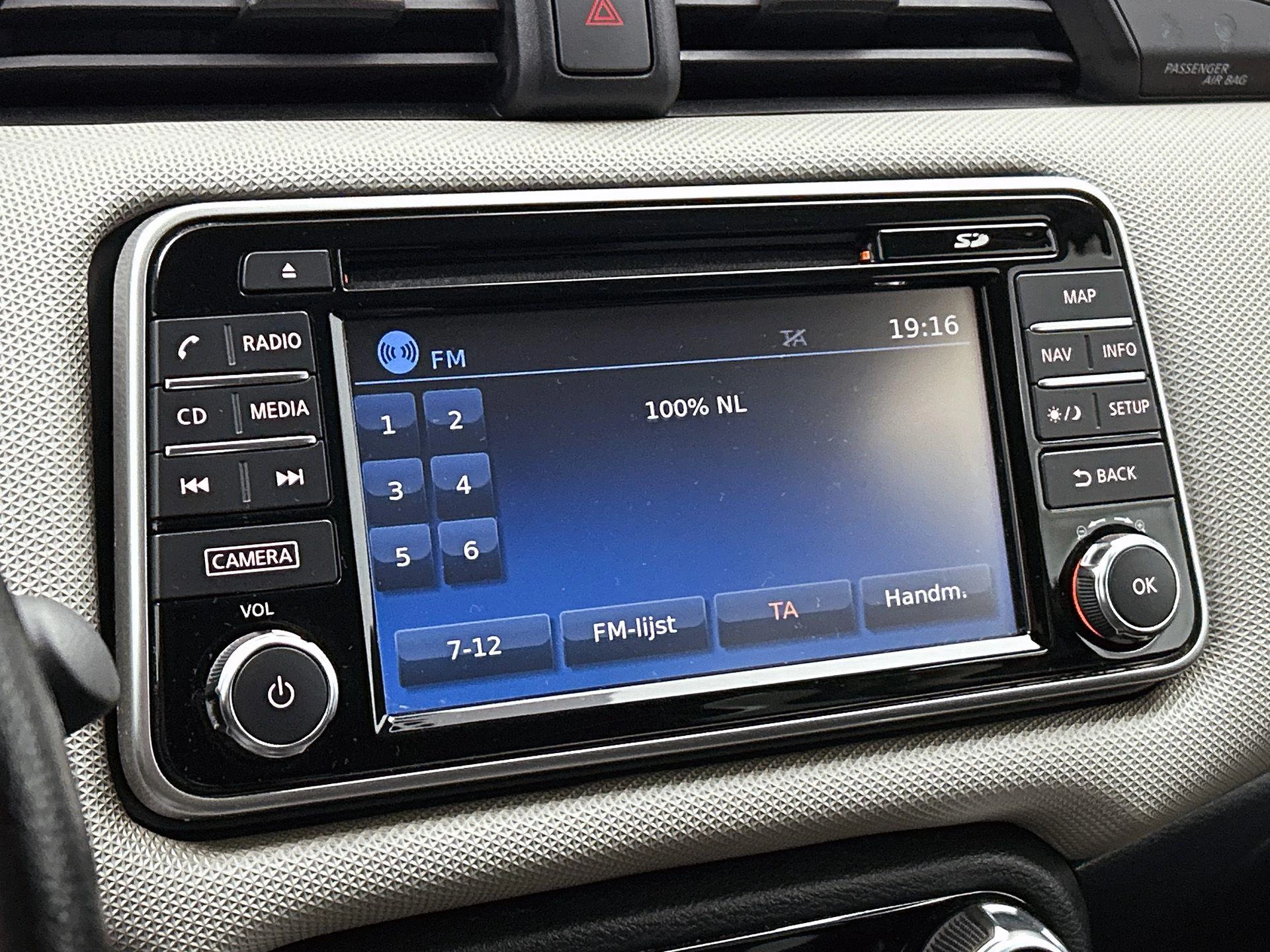 Nissan-Micra-image-6