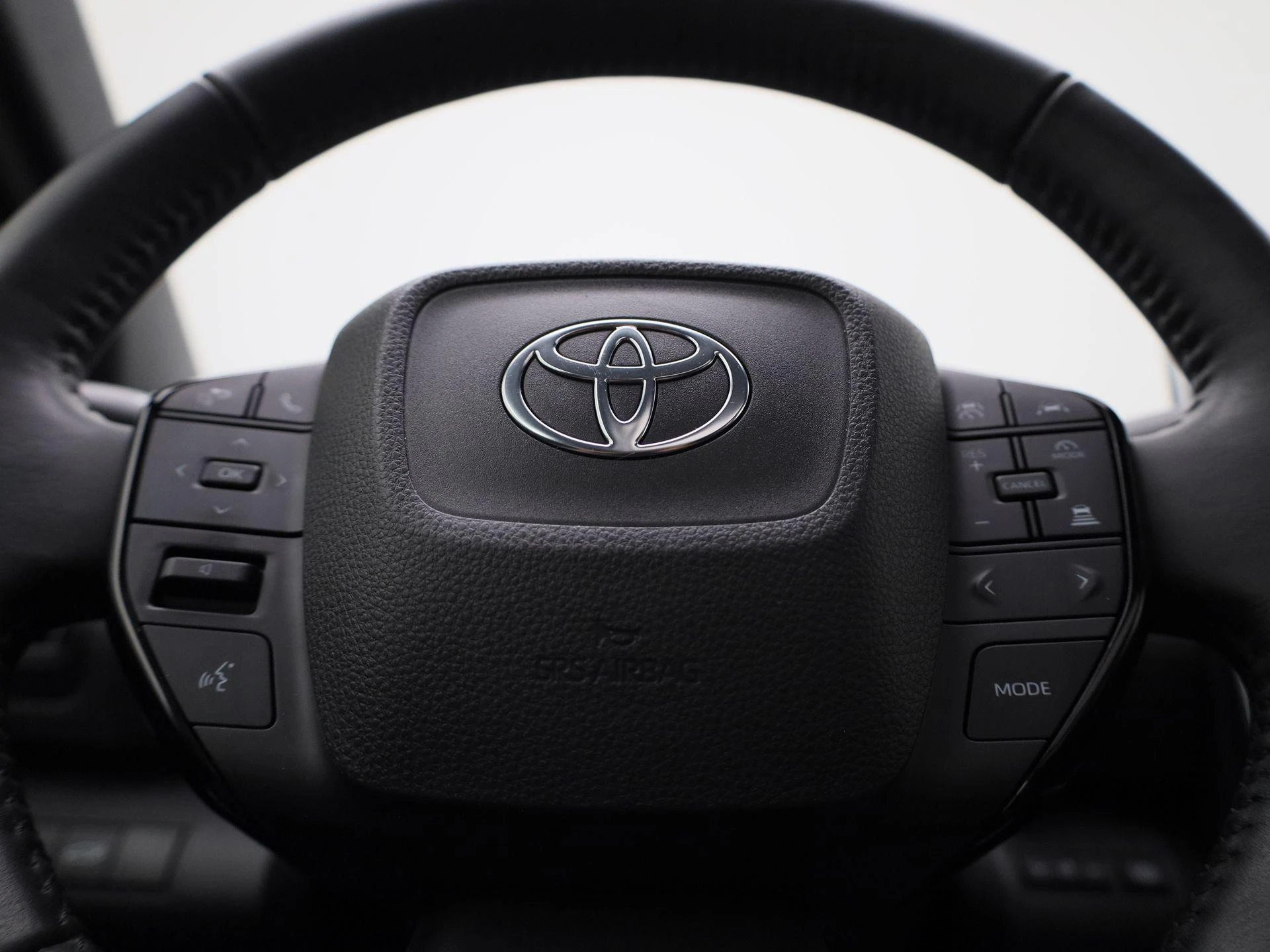 Toyota-bZ4X-image-27