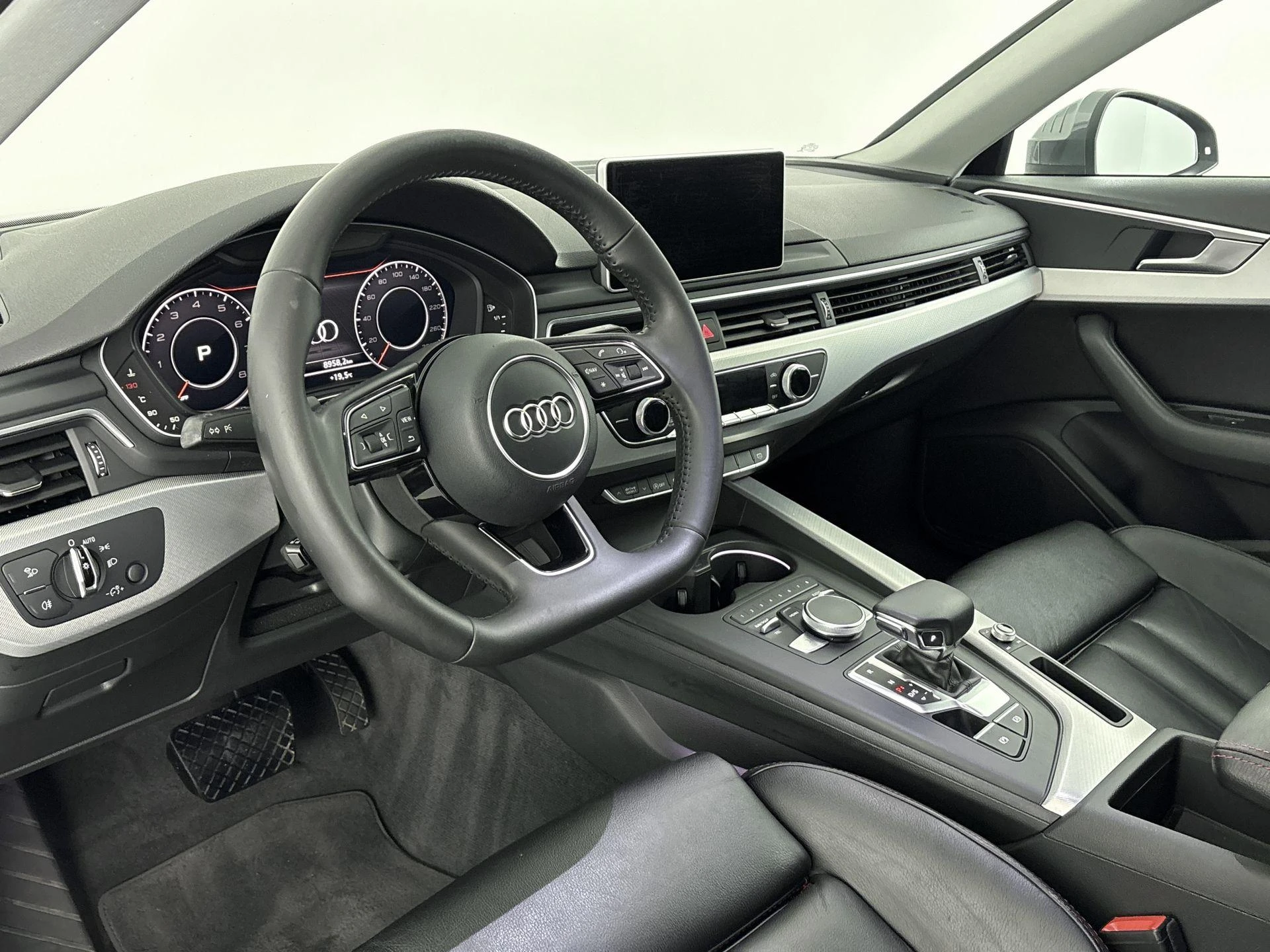 Audi-A4-image-8