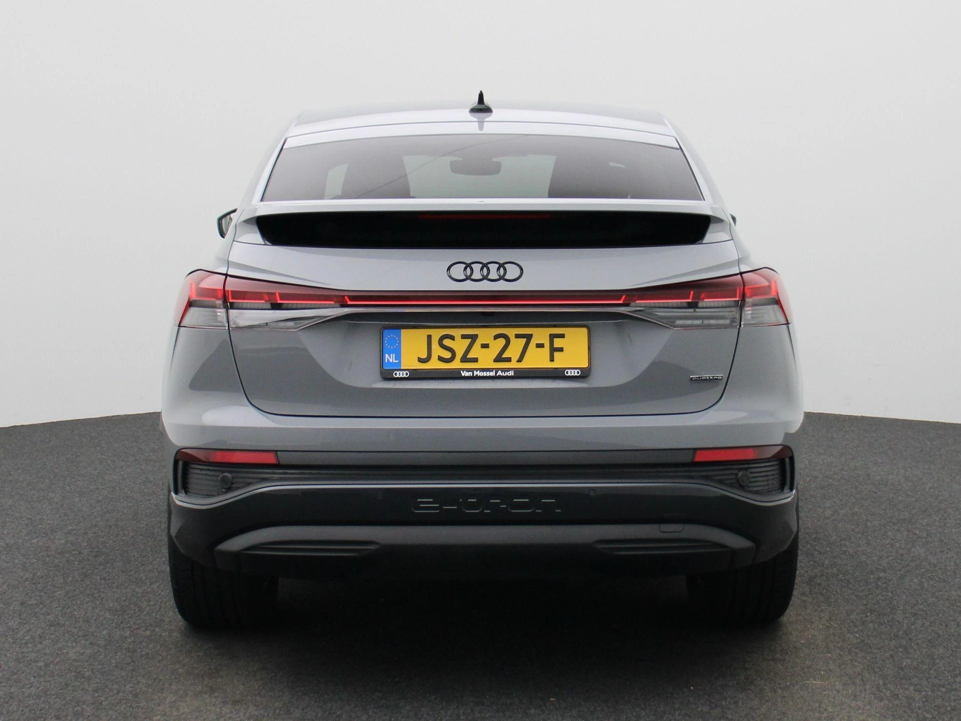 Audi-Q4 Sportback e-tron-image-4