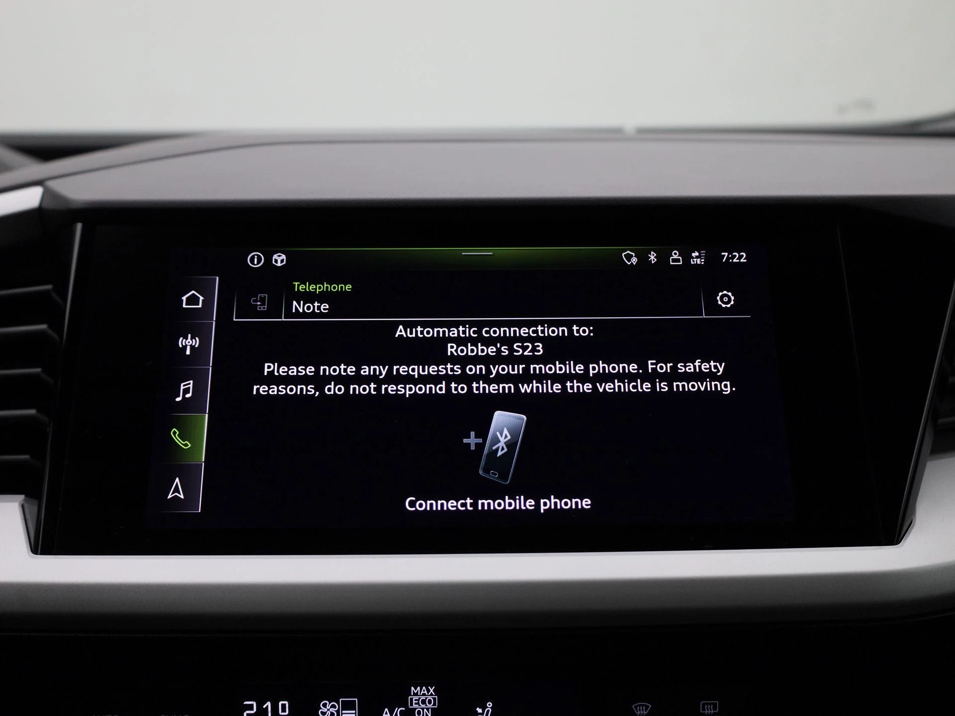 Audi-Q4 e-tron-image-22