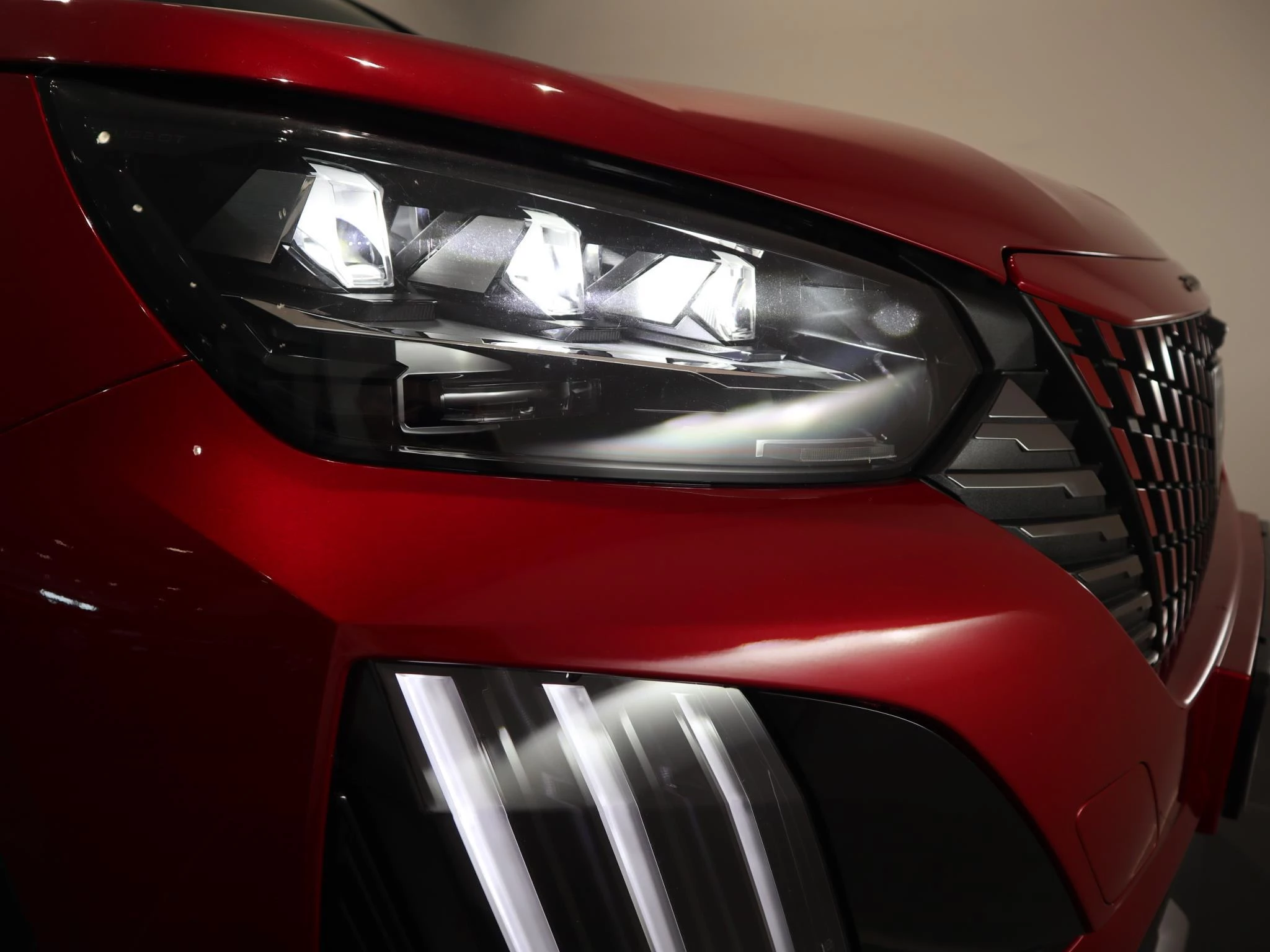 Peugeot-e-2008-image-31