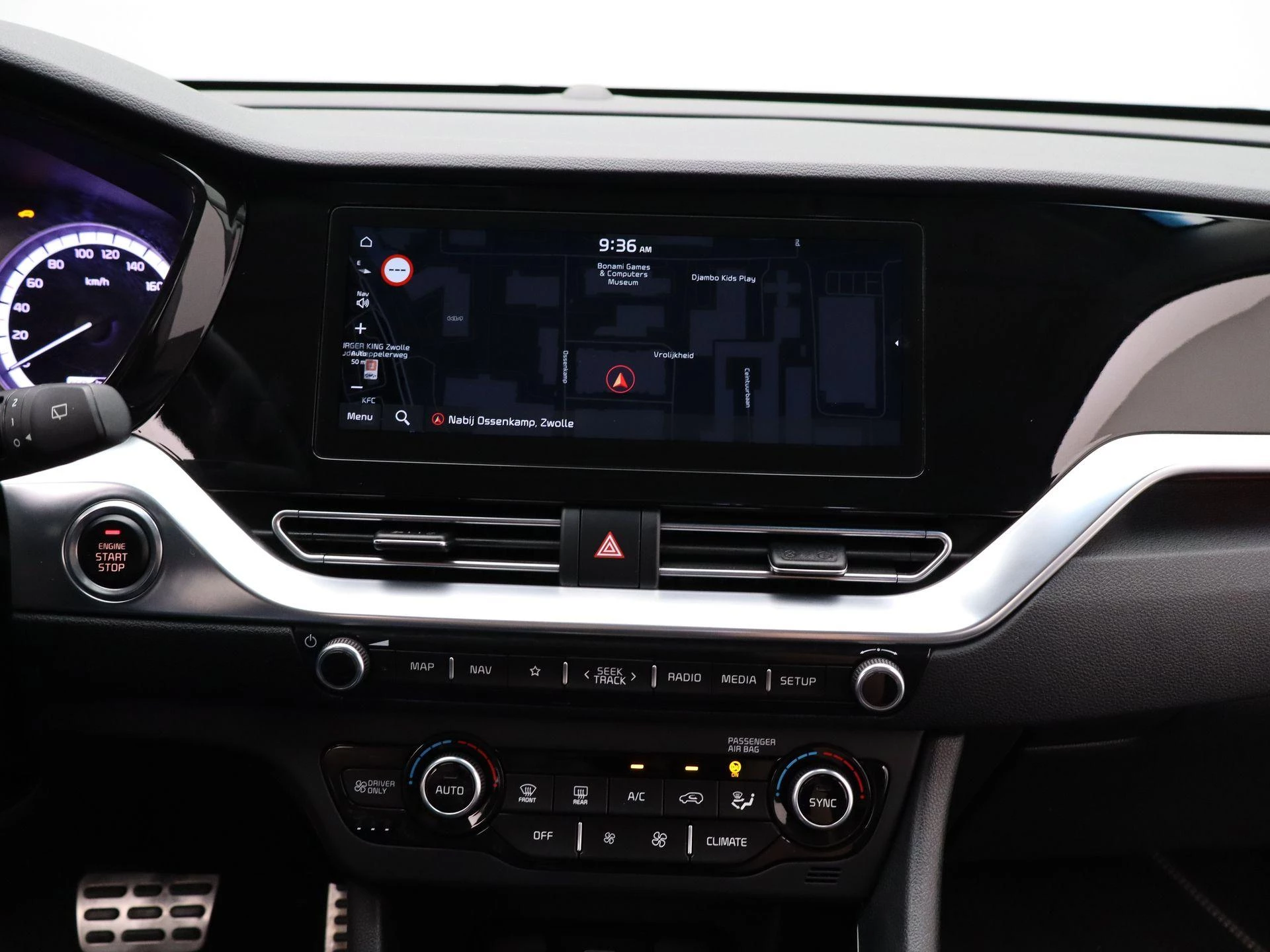 Kia-Niro-image-12