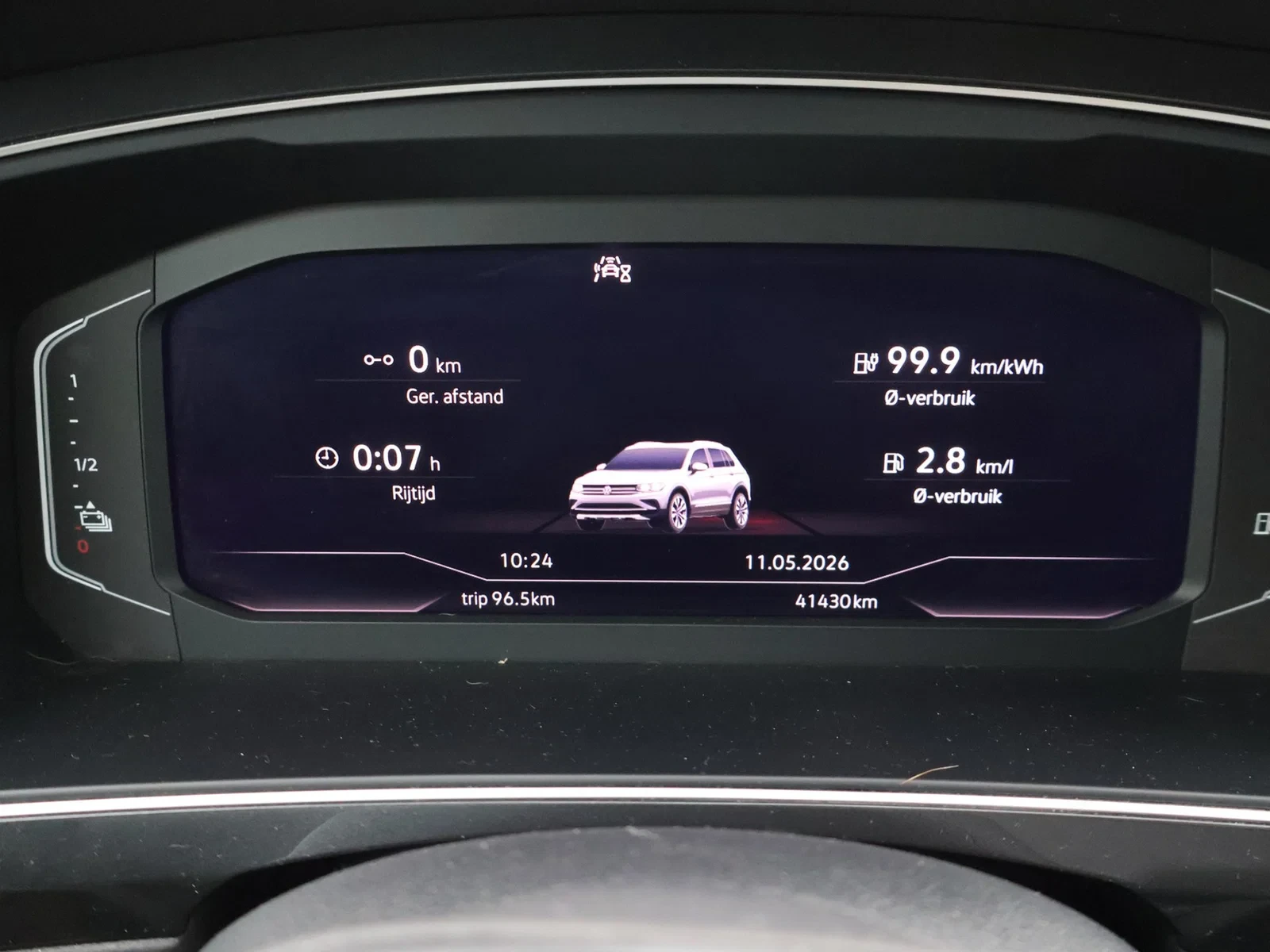 Volkswagen-Tiguan-image-23