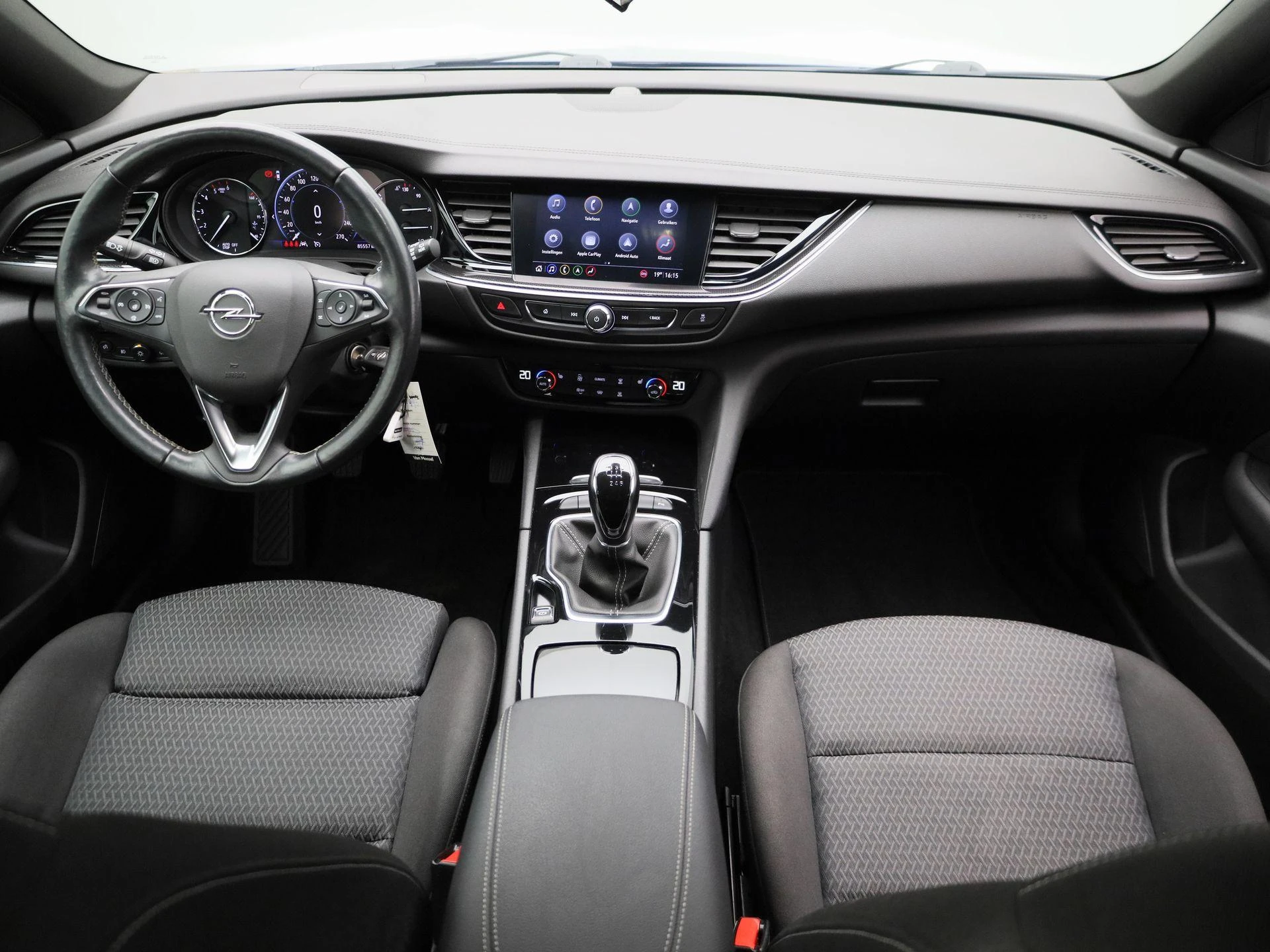 Opel-Insignia-image-9