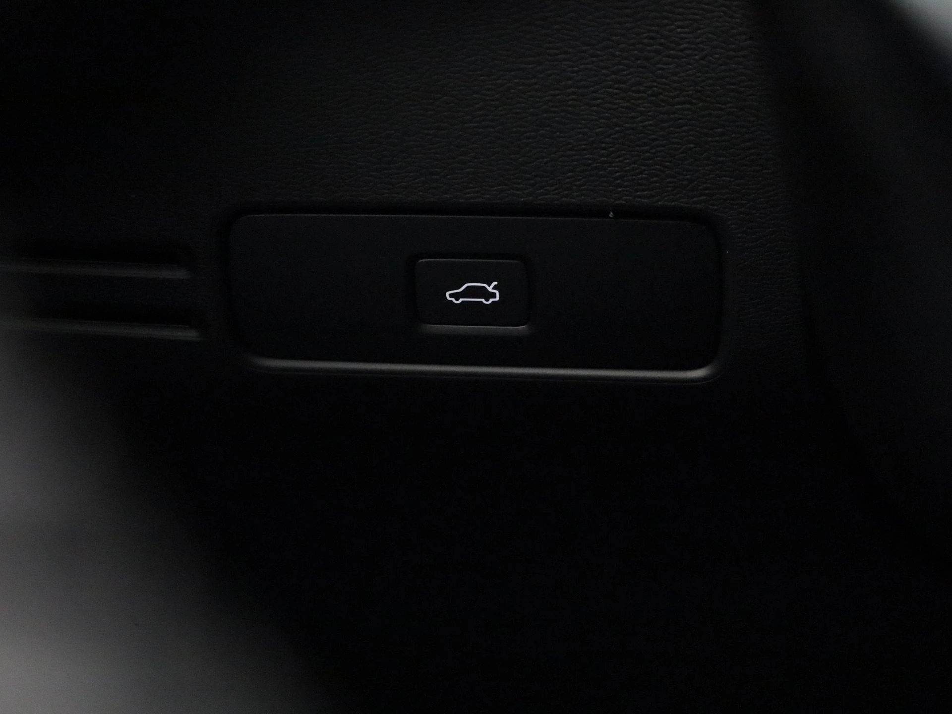 Volvo-XC40-image-24