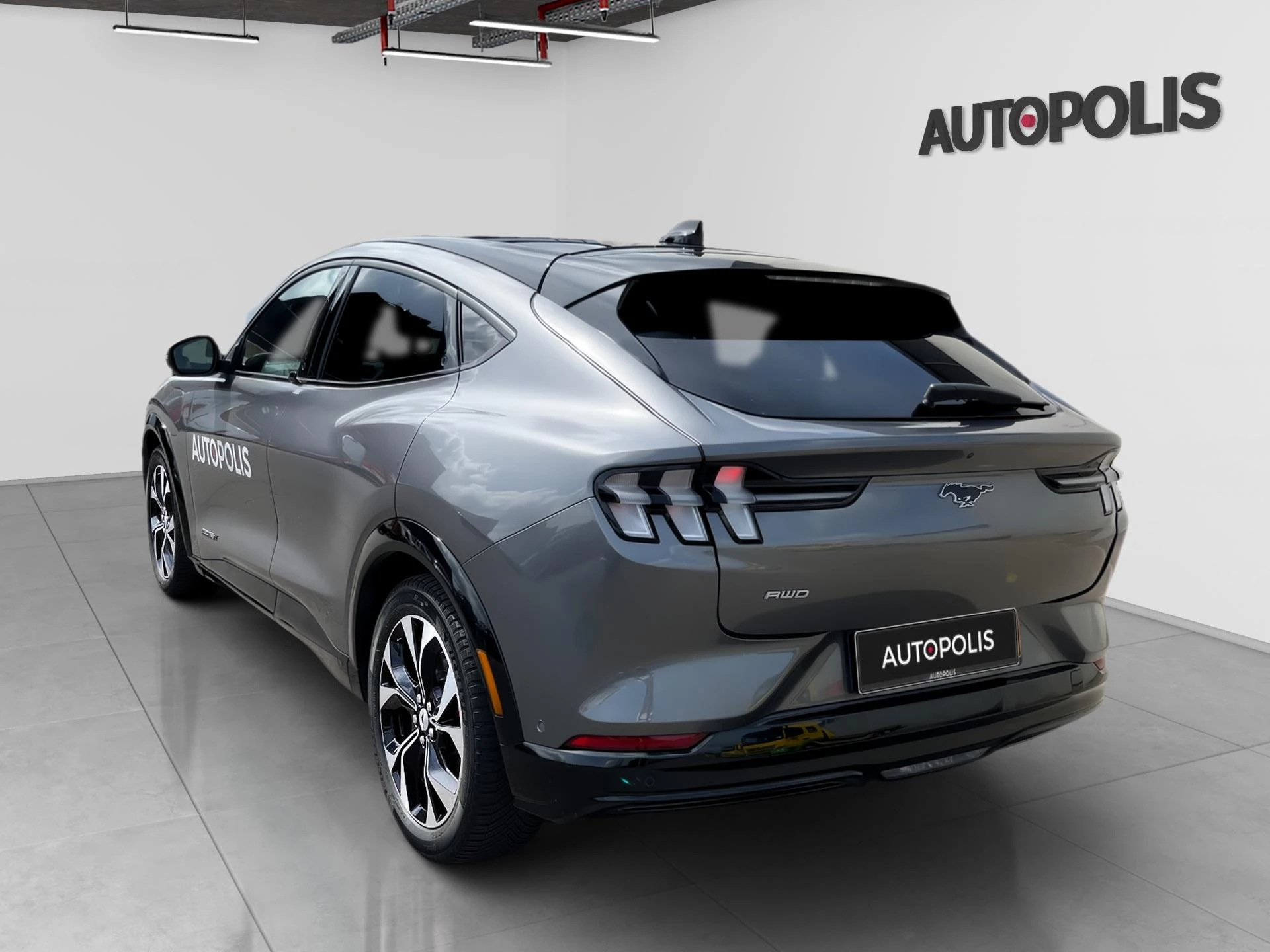 Ford-Mustang Mach-E-image-15