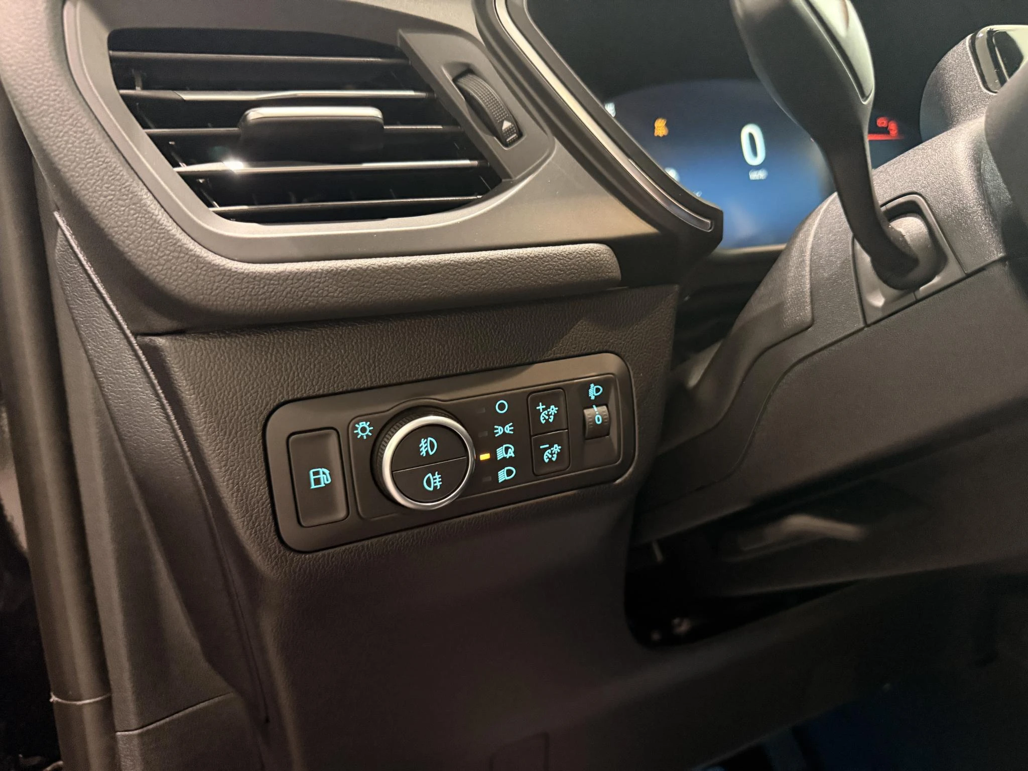 Ford-Kuga-image-14