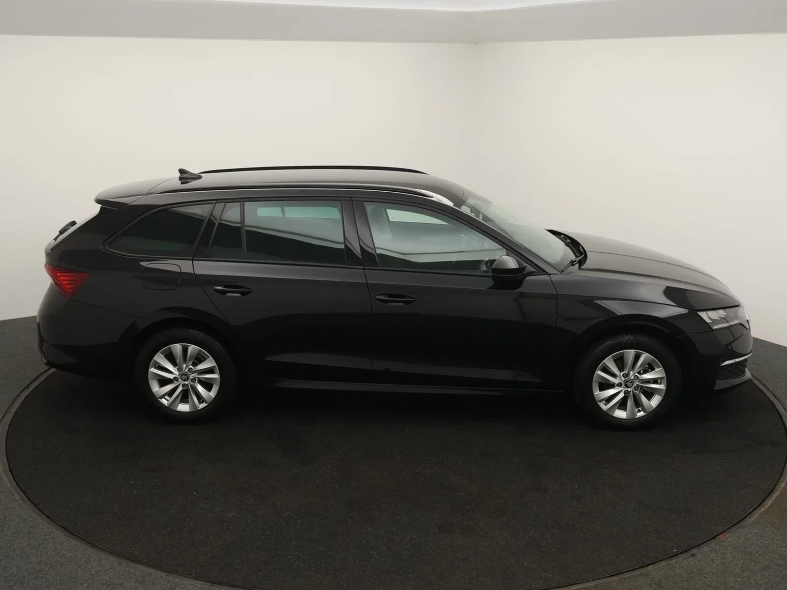 Škoda Octavia Combi Octavia Combi 1.5TSI eTec MHEV 150PK *AUTOMAAT*VIRTUAL COCKPIT*CAMERA*CRUISE*PDC*APP-CONNECT*...*