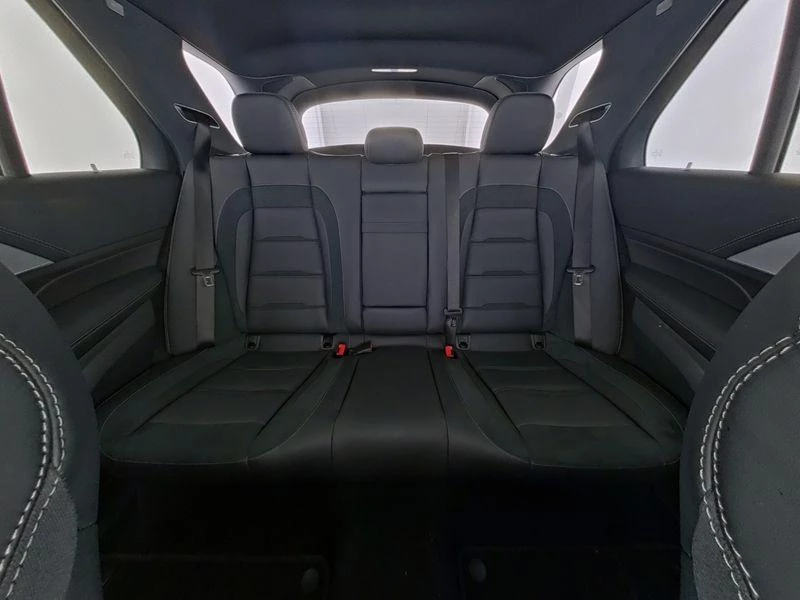 Mercedes-Benz-GLE-image-7