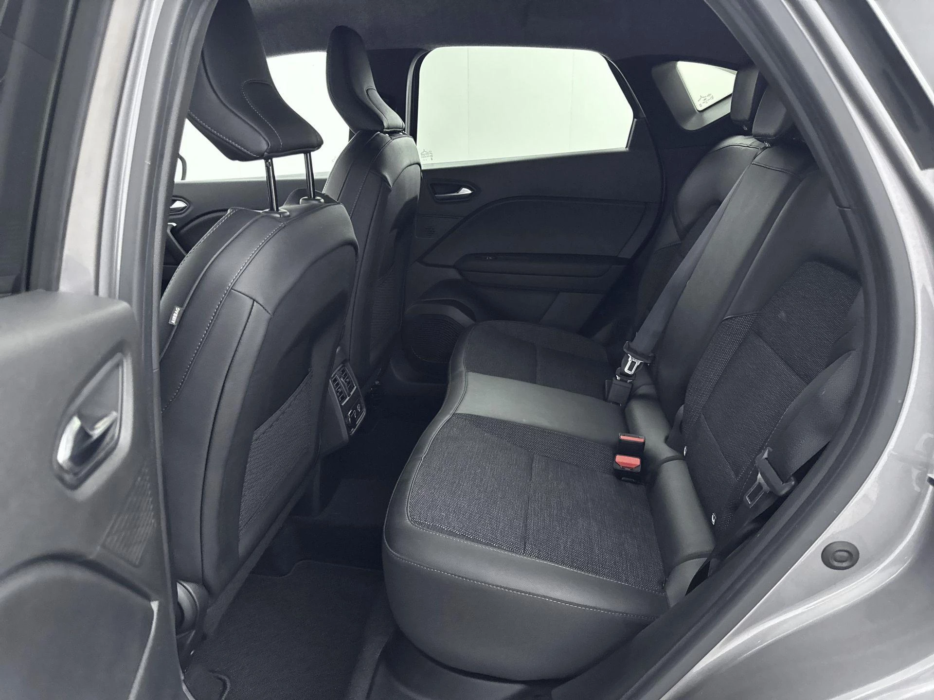 Renault-Captur-image-24