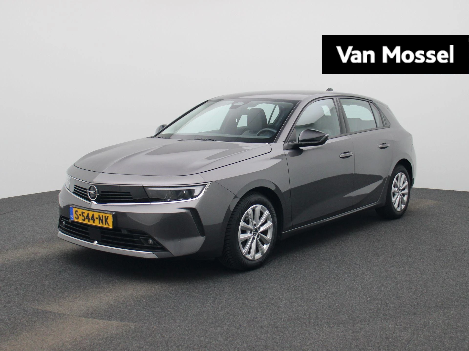Opel-Astra-image-0