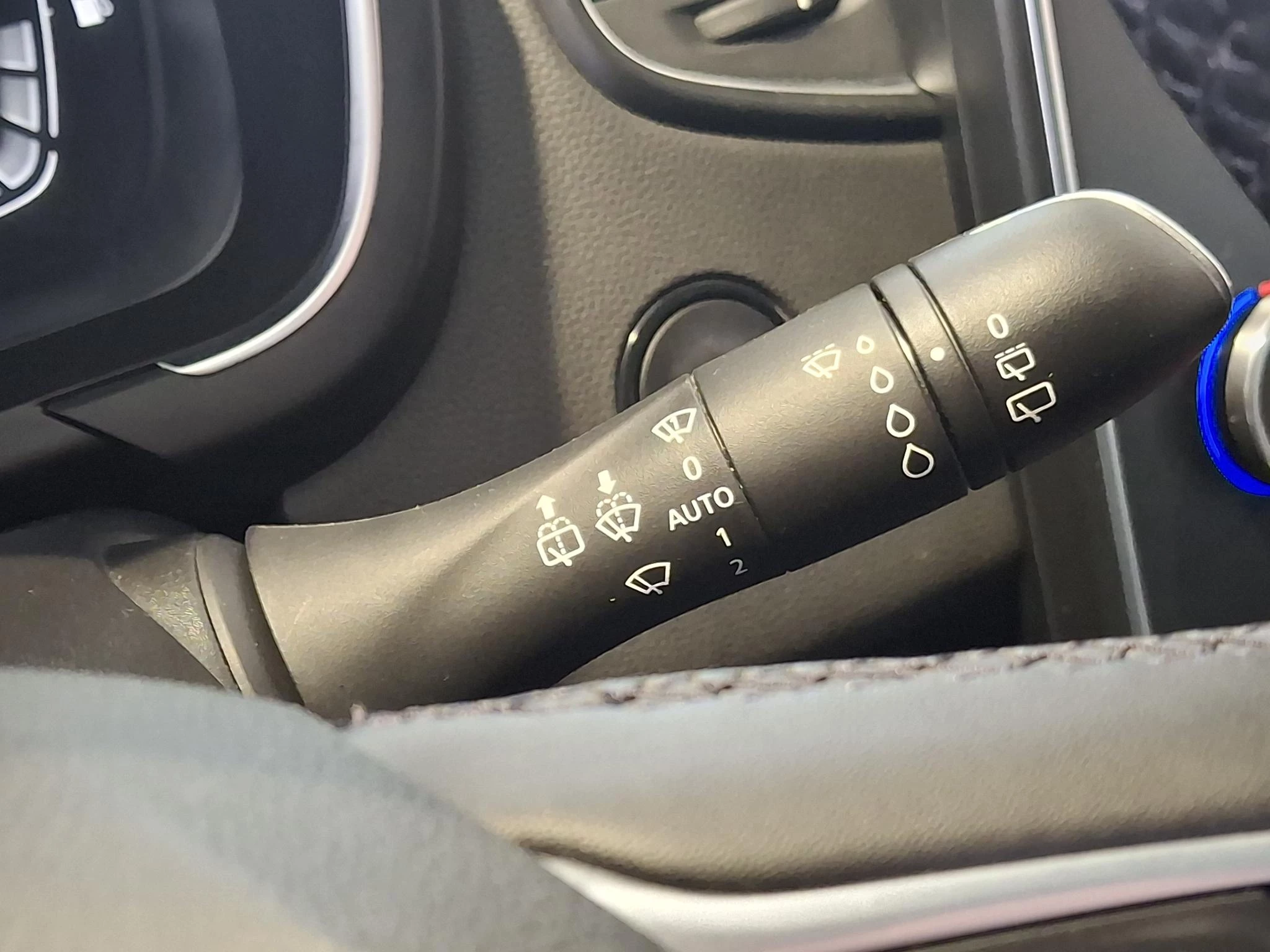 Renault-Grand Scénic-image-22