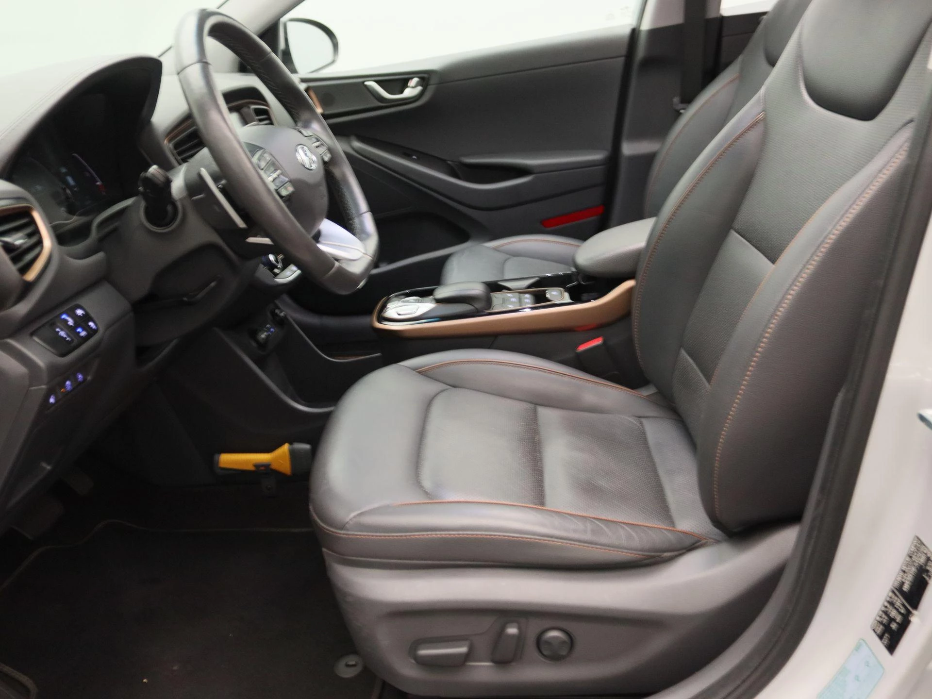 Hyundai-IONIQ-image-13