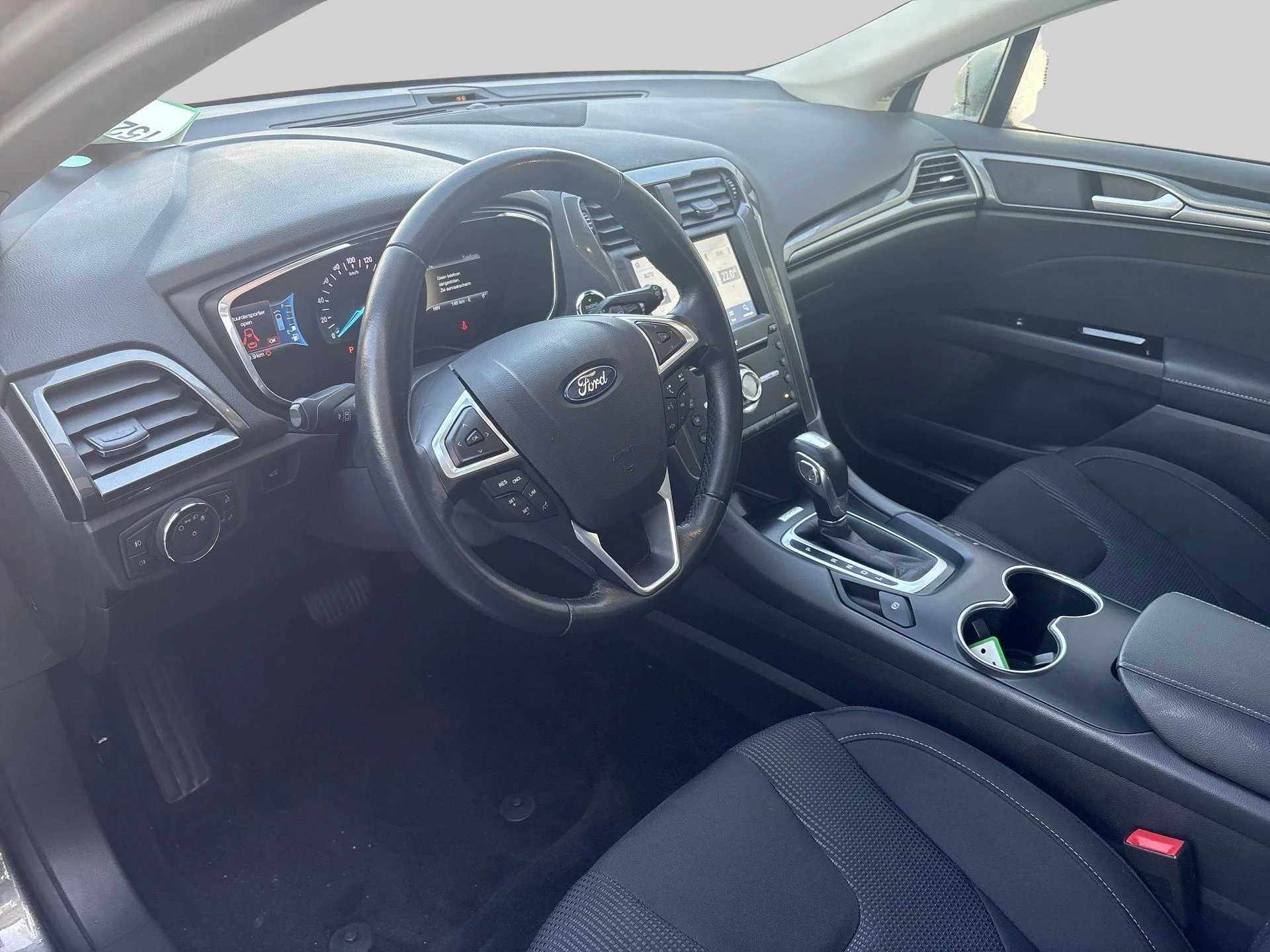 Ford-Mondeo-image-8