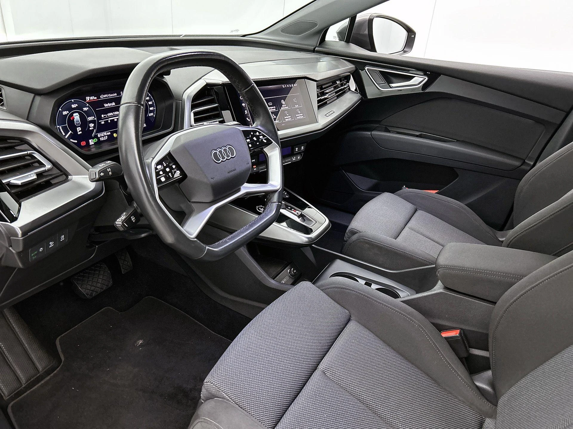 Audi-Q4 e-tron-image-18