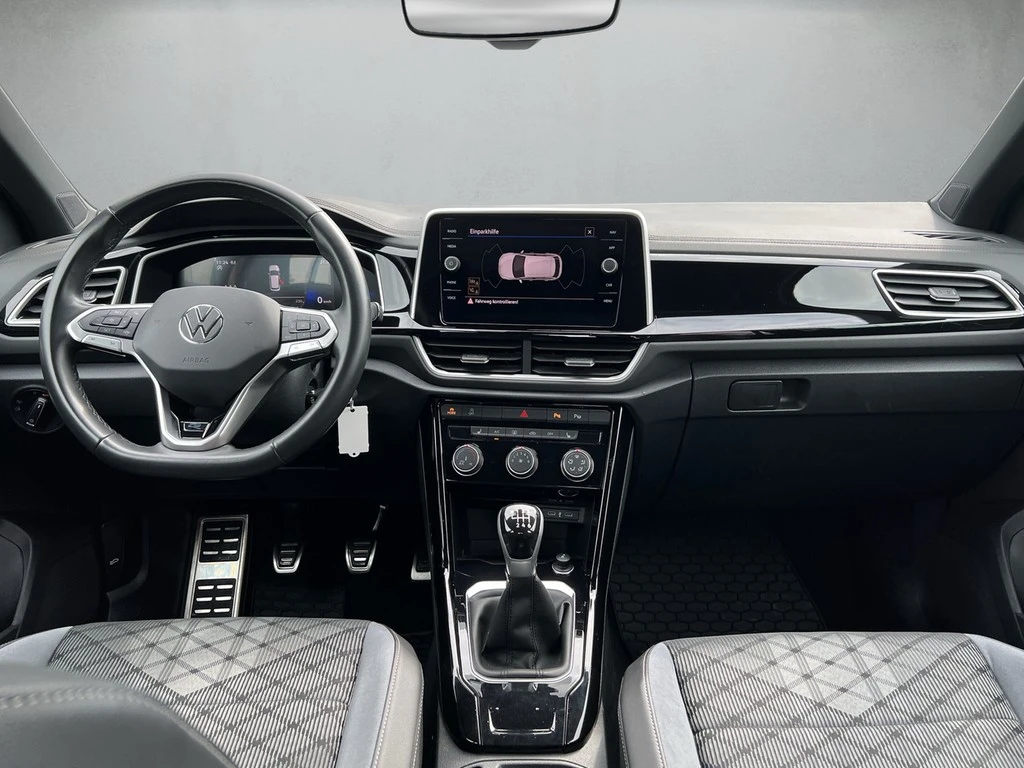 Volkswagen-T-Roc-image-7