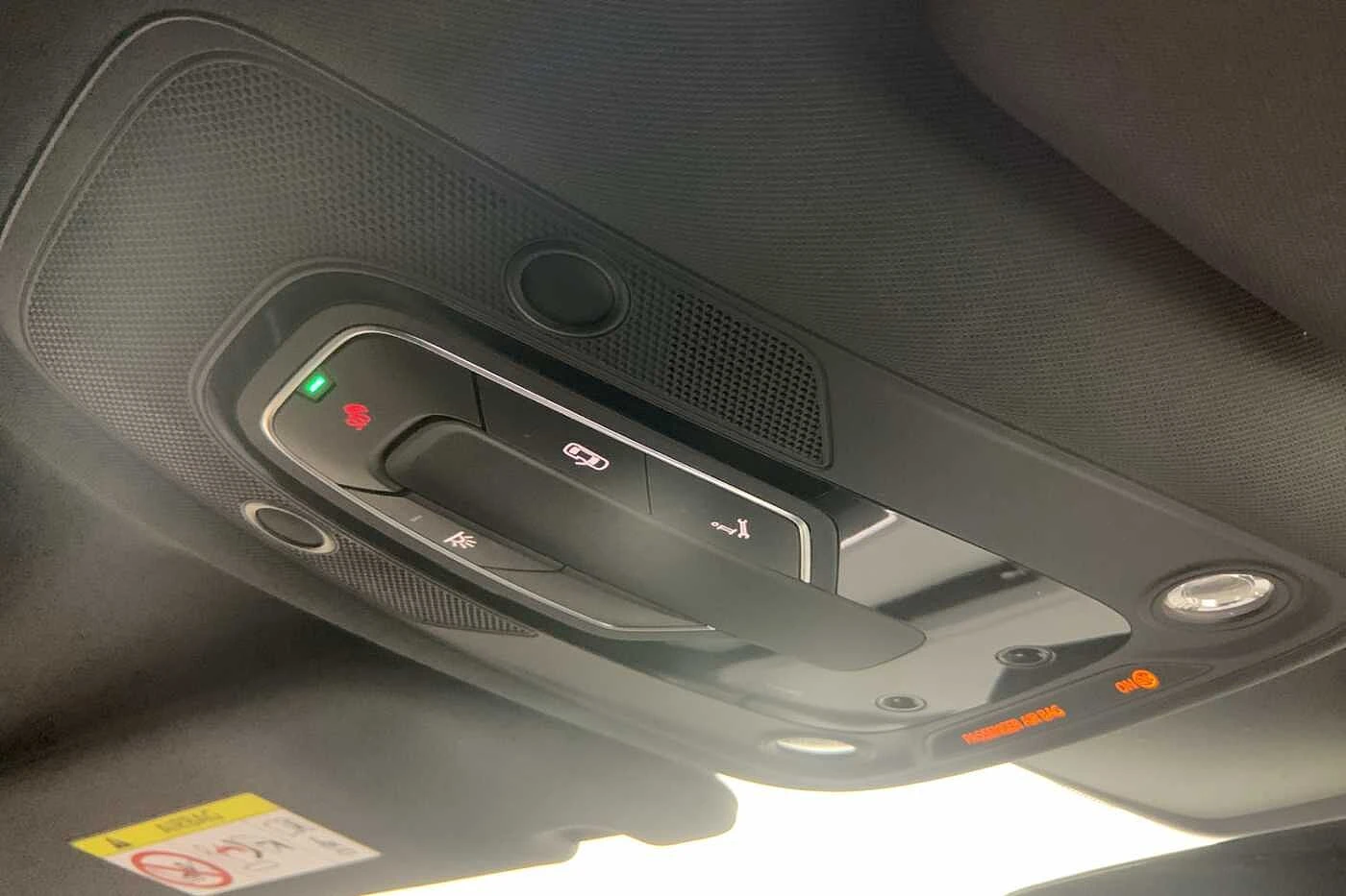 Audi-Q8 e-tron-image-18