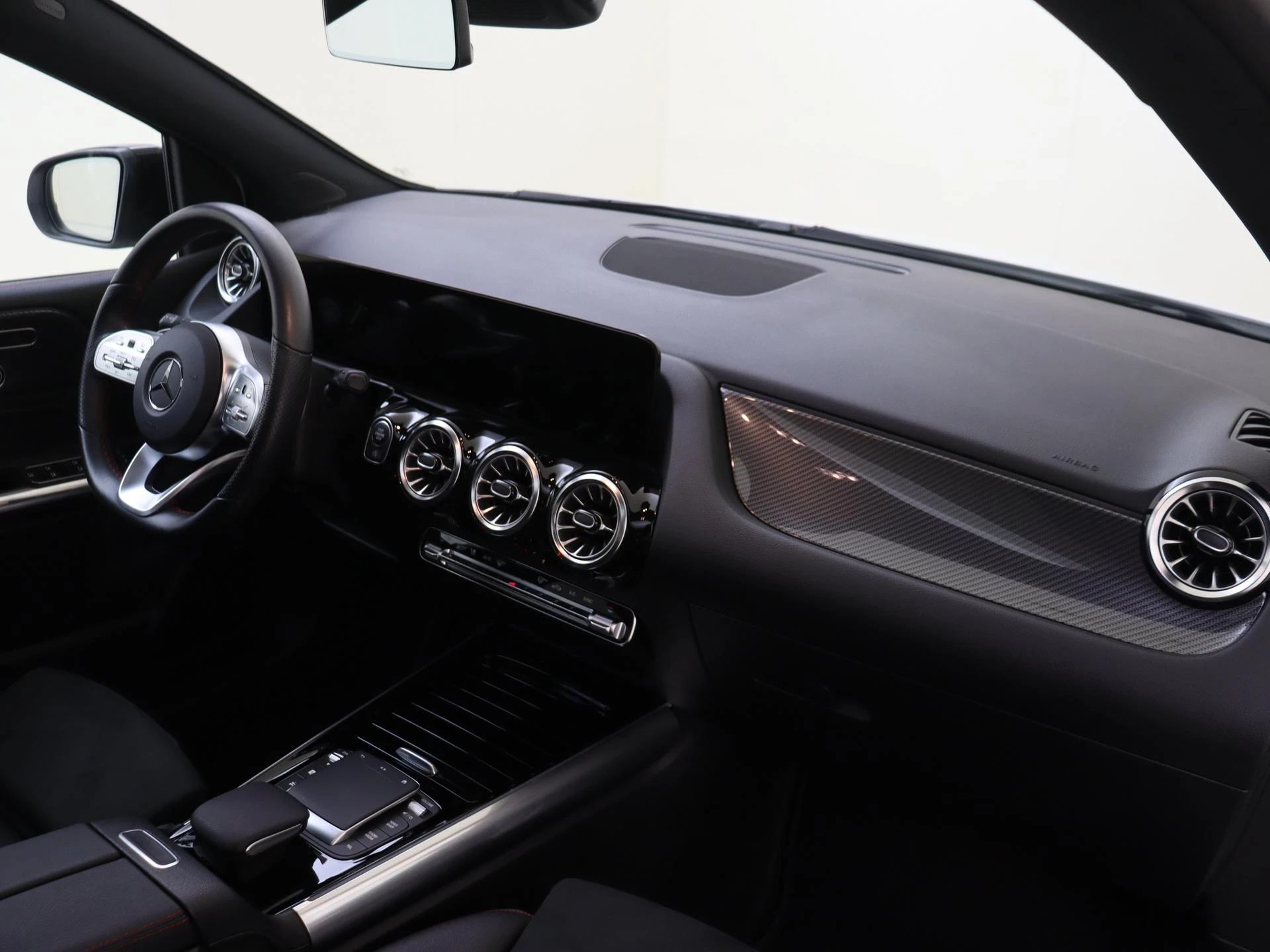 Mercedes-Benz-B-Klasse-image-3