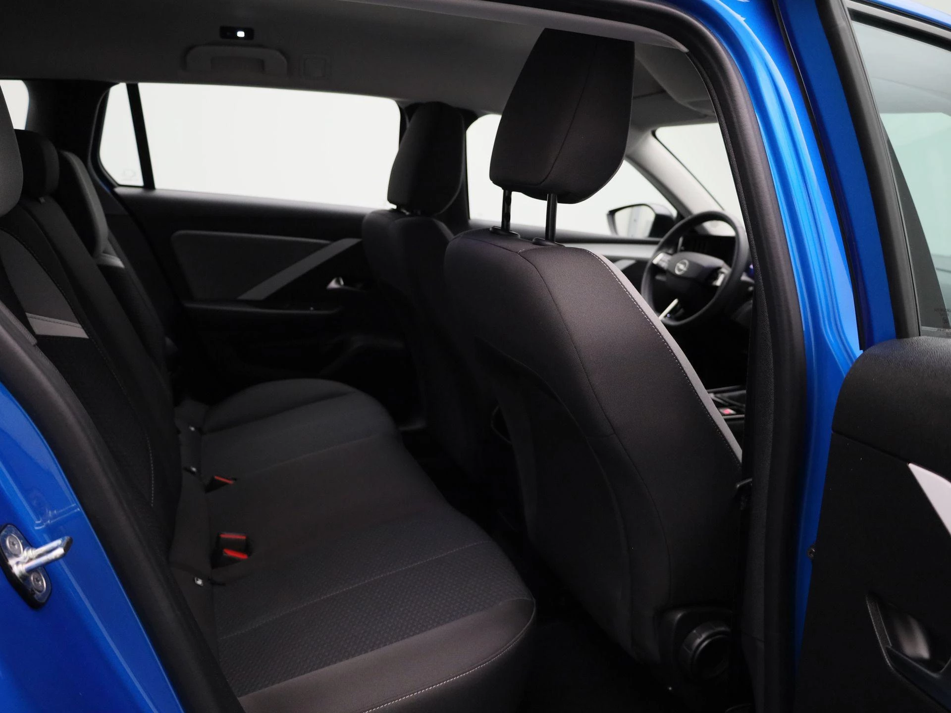 Opel-Astra-image-30