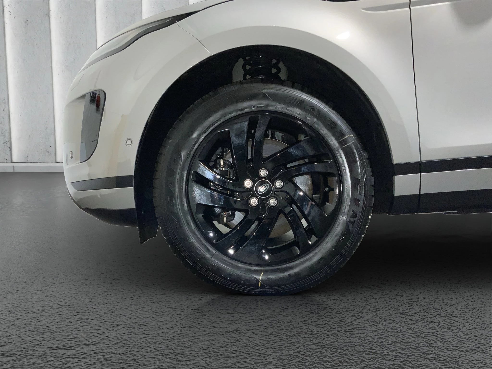 Land Rover-Range Rover Evoque-image-8