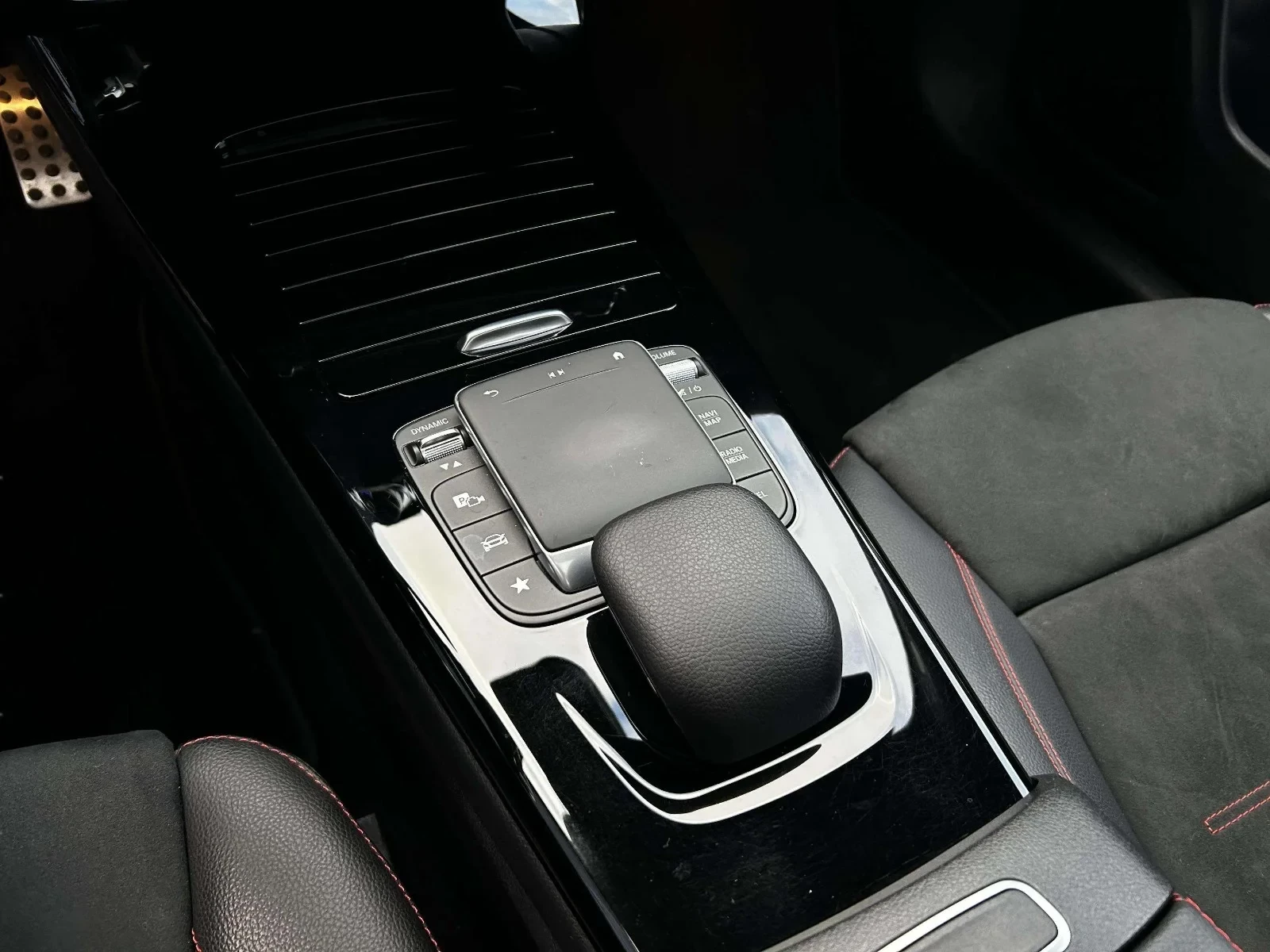 Mercedes-Benz CLA CLA250 e AMG Line Shooting Brake aut.
