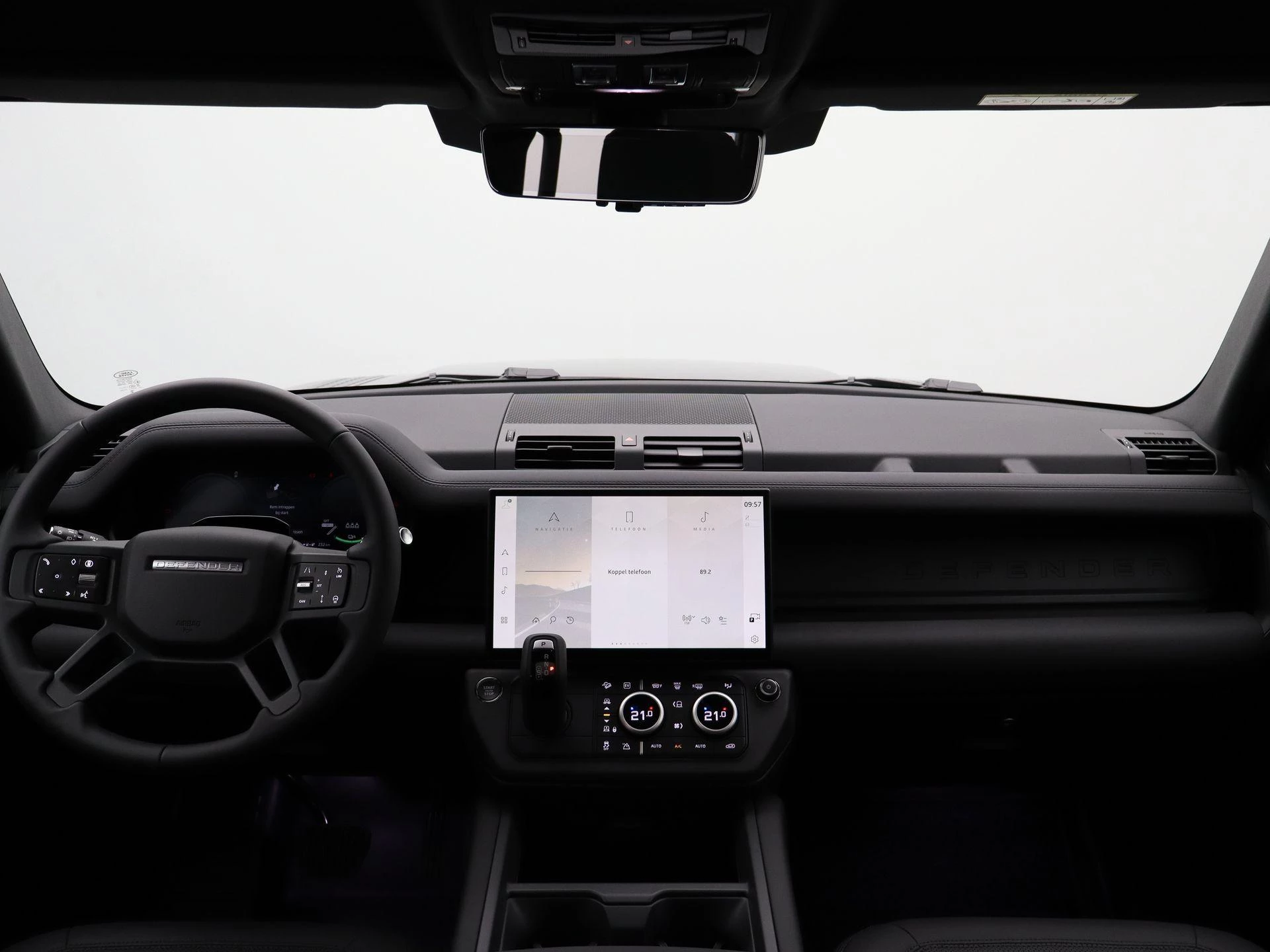 Land Rover-Defender-image-39