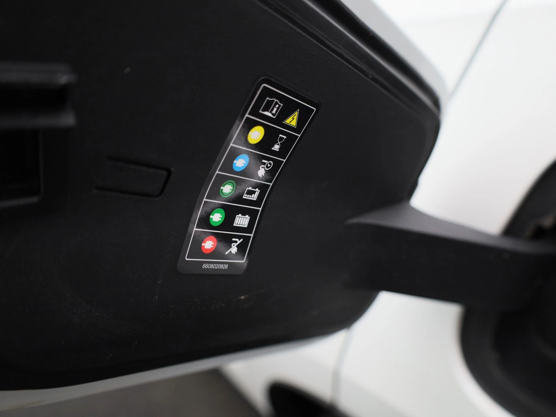 Volvo-EX30-image-14