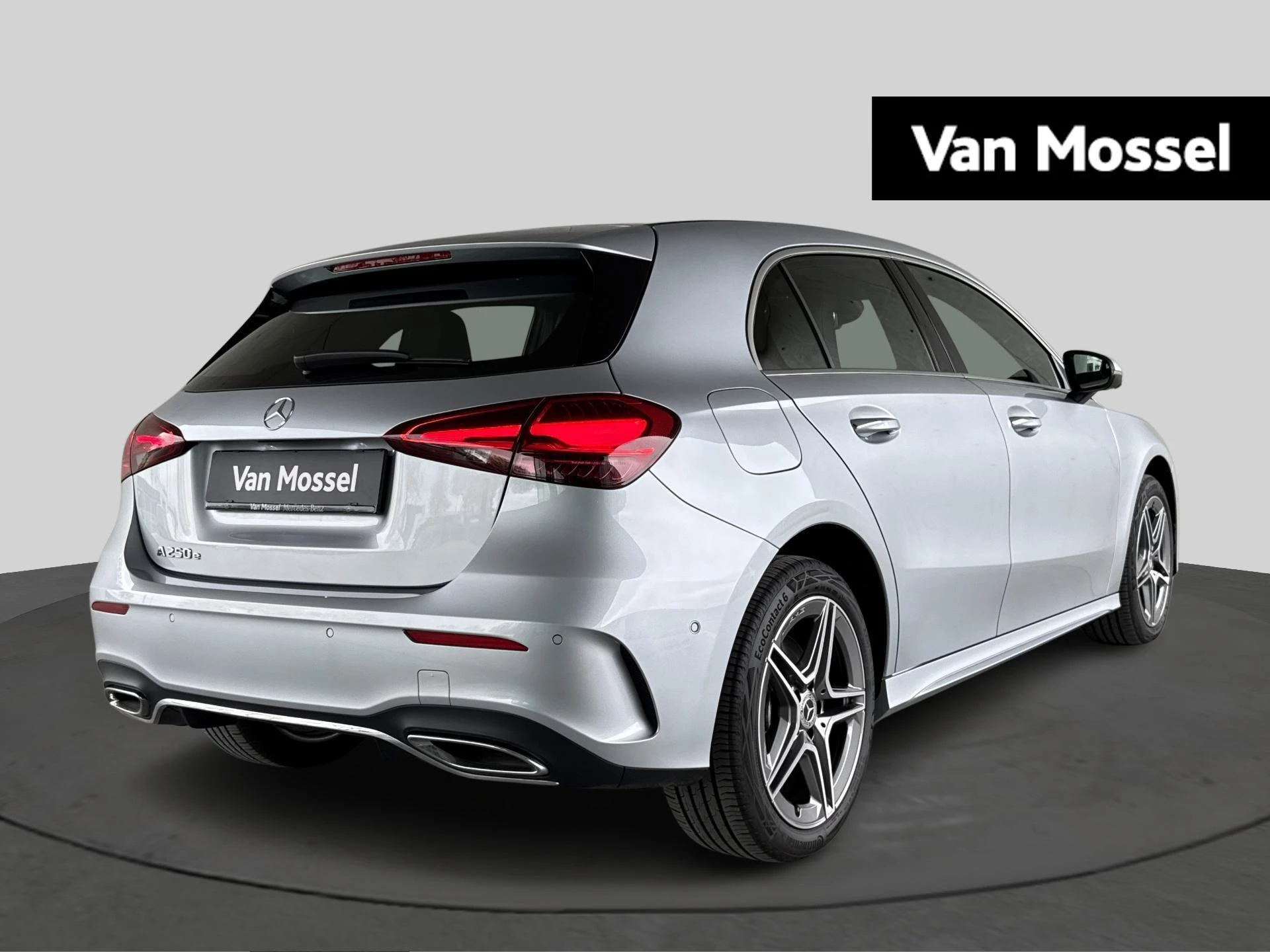 Mercedes-Benz Classe A 250 e AMG Line - TREKHAAK - MULTIBEAM LED - CARPLAY - 360° CAMERA