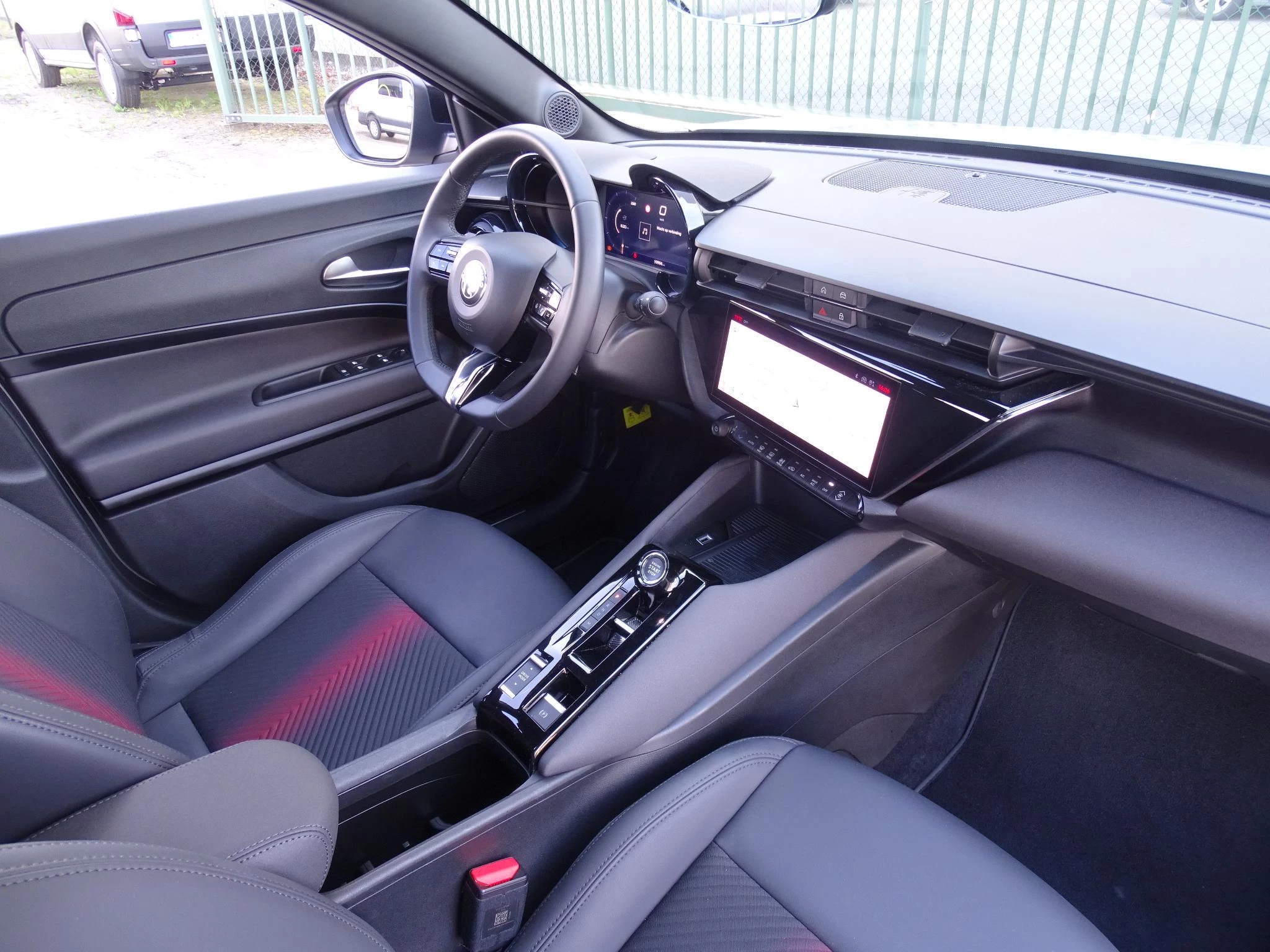 Alfa Romeo Junior 1.2 Hybrid 145 eDCT6 Ibrida Speciale