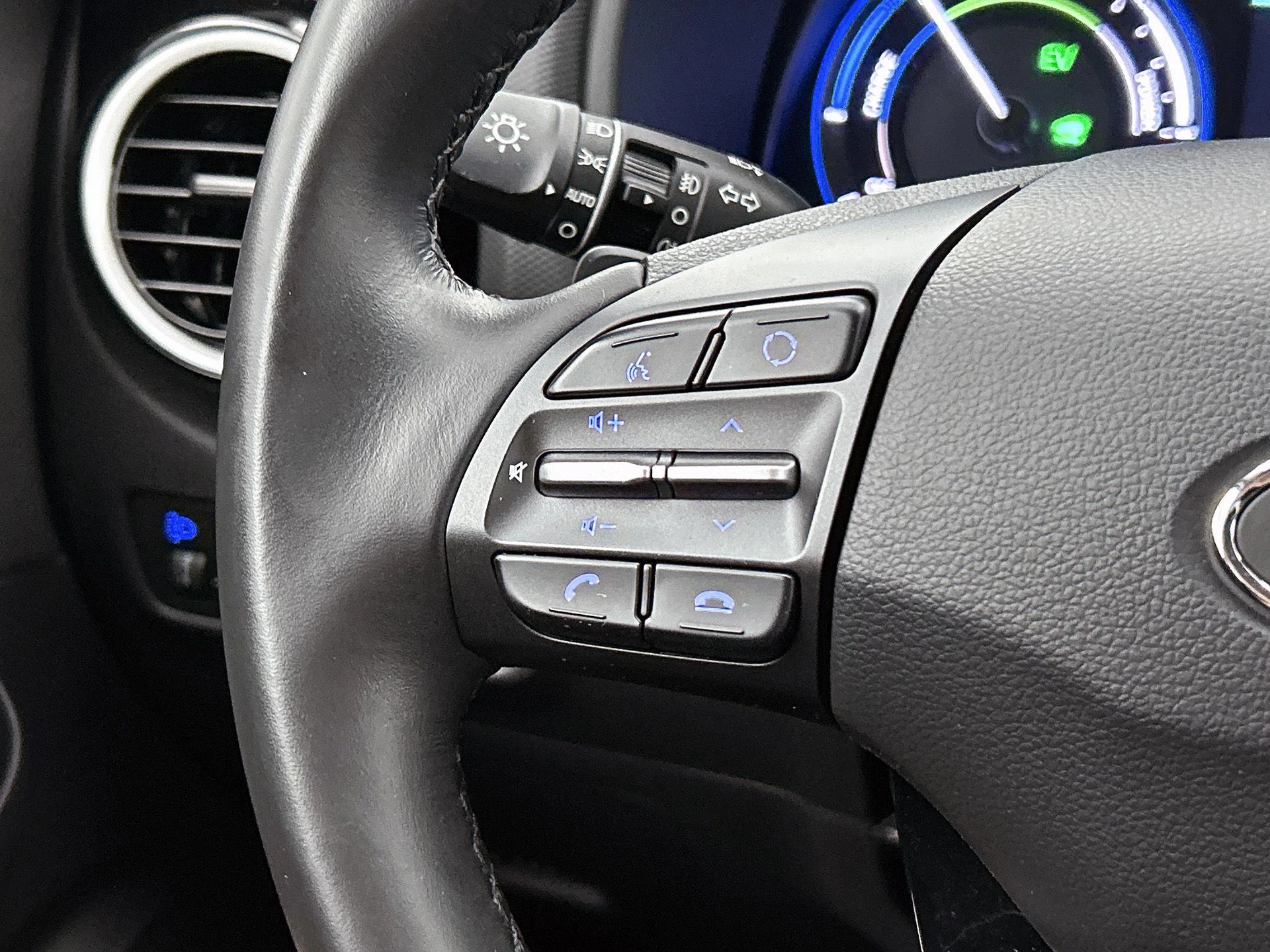 Hyundai-Kona-image-29